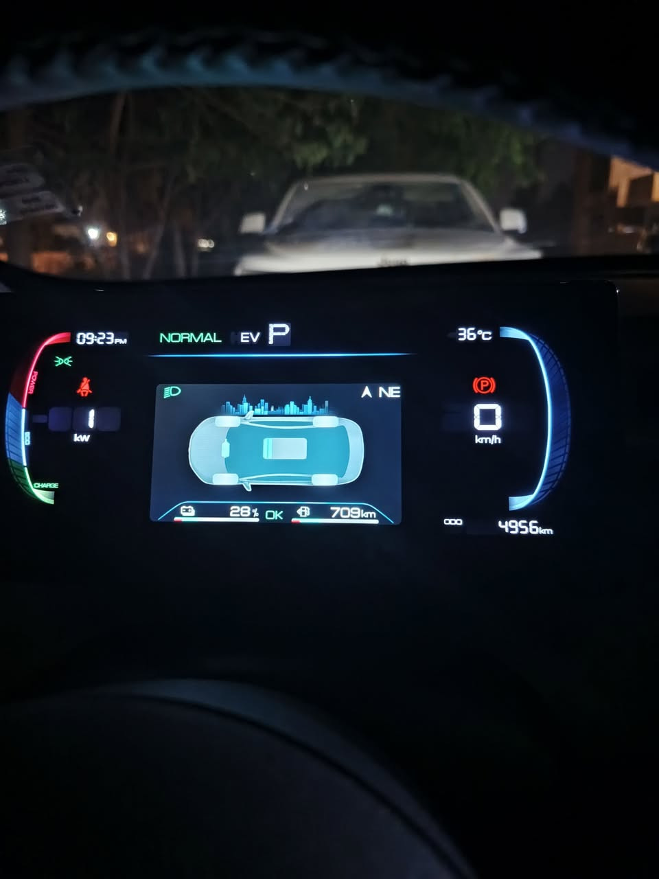 السلام عليكم BYDسيل05للبيع
مكفولة من البارد والصبغ ***********
