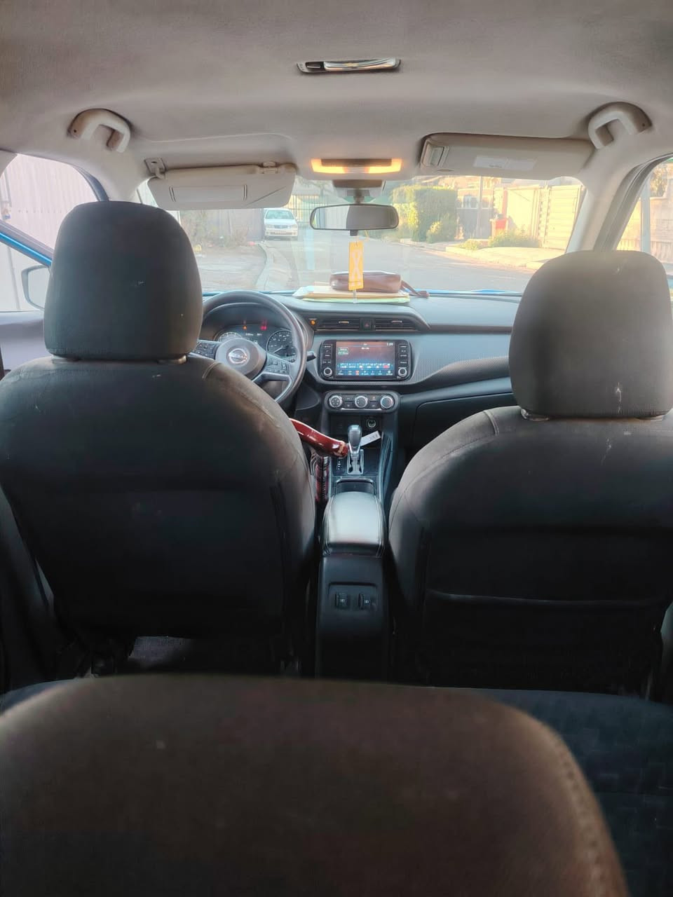 يالله سلام عليكم ورحمه  نيسان موديل 23 سياره كامله مكمله كير مكينه تبريد تخم تاير كهربائيات 
صدر خلفي امامي 
كله مكفول 
بيها باب الصدر والجاملغ الامامي صبغ بدون دواخل وبدون  ضرر  صابغهن من وره ابو ستوته اذا تريد ابو الستوته موجود ههههههه باسمي تحويل شوكت متريد 

ماكان السياره بغداد حي الاعلام تقاطع درويش 
سعر ١٤٠بي مجال 
***********
