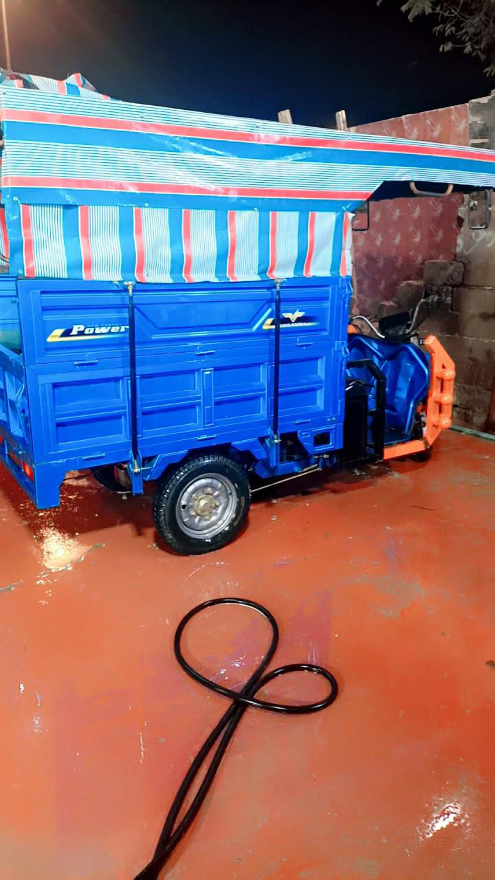 سلام عليكم ستوته شحن لحجم كبير مكان بغداد لحبيبيه رقم الهاتف ***********
