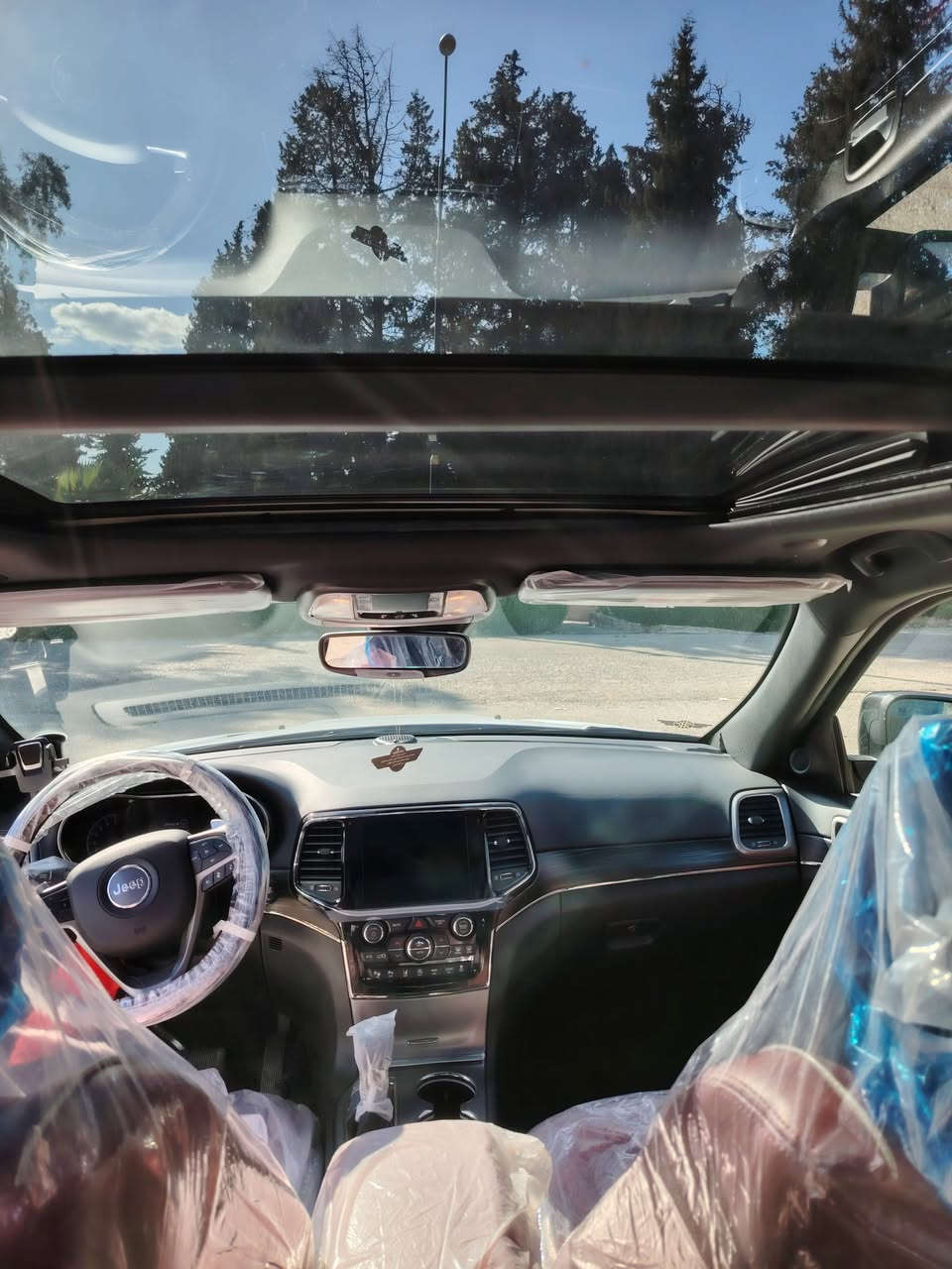 جيب شيروكي فول موصفات كلين تايتل موديل 22 s شركة هارلم خليجي ماشي 58 ميل عنوان سيارة كركوك رقم موبايل *********** سعر 390 وبي مجال
