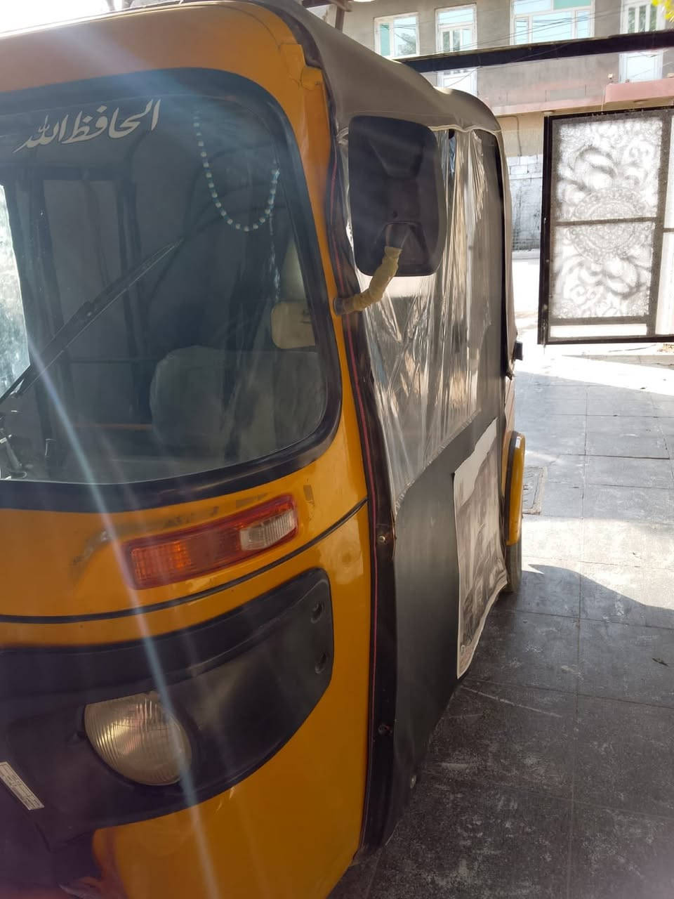 سلام عليكم تكتك البيع مودي 19 شهر 11 مكان بغداد الغزالية سعر 6 ملايين رقم ***********
