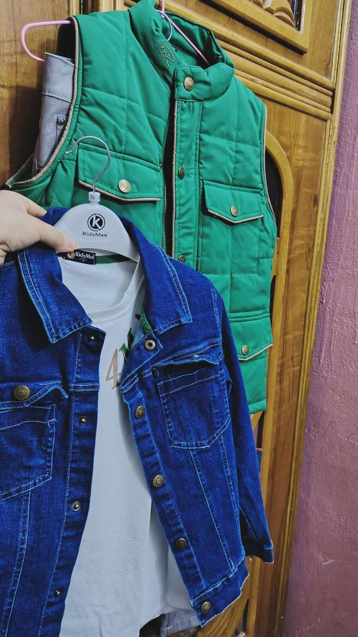 لبسة عيد عمر 11/ 12تلبس 4قطع يجي سيت كامل اخذتها الابني وطلع كبيره علي سعرها 40مع توصيل داخل العماره


**إذا كنت صاحب هذا الإعلان وتريد حذفه لأي سبب، رجاءا أرسل رسالة إلى الدعم الفني**