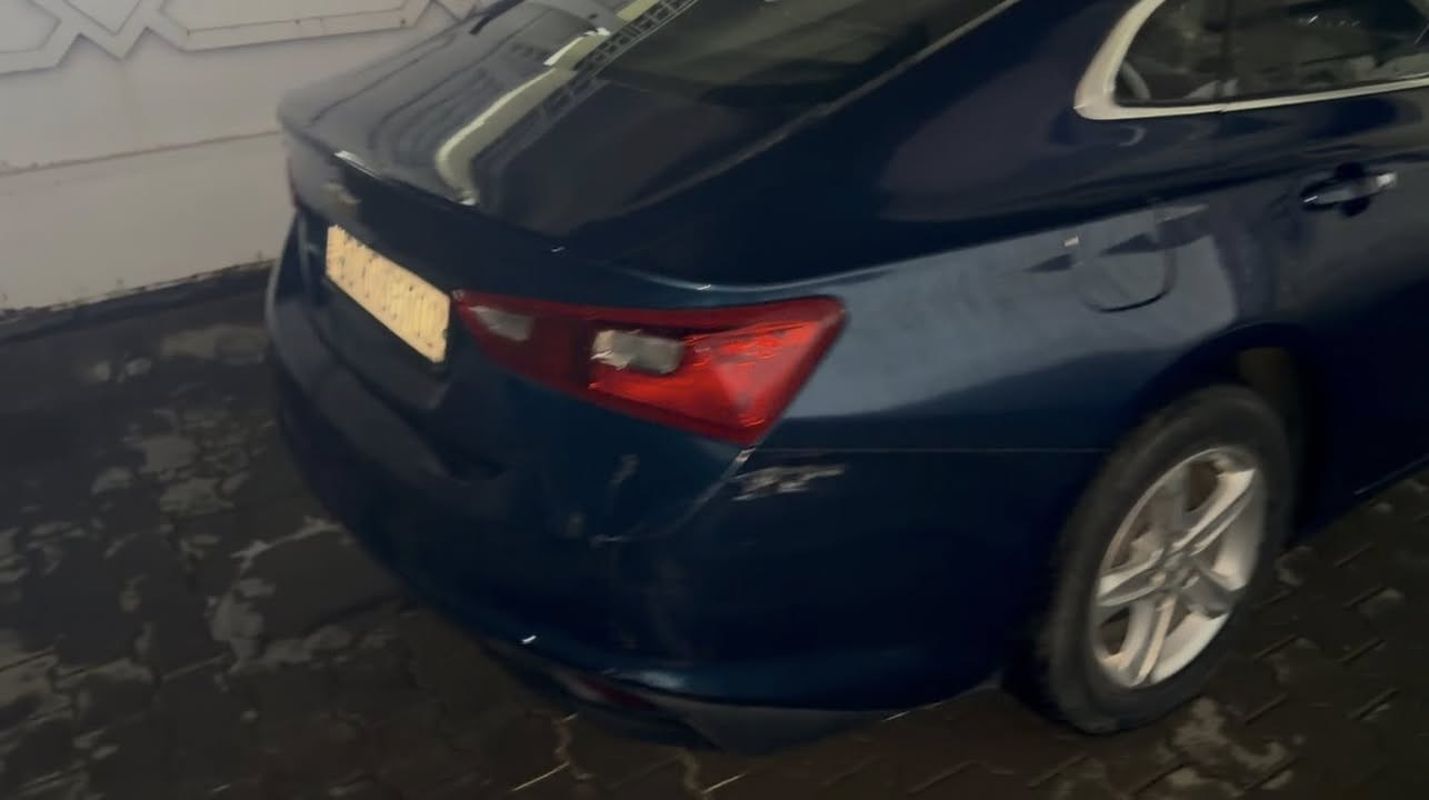 السلام عليكم ماليبو 2019 وارد امريكي
1500تيربو 
ماشيه 156km
تحكم استرن جيهتين
بصمه
حساس خلفي فقط 
كامره خلفيه
شاشه 
ملاحضه:حادث موضح بل سونار 
***********
