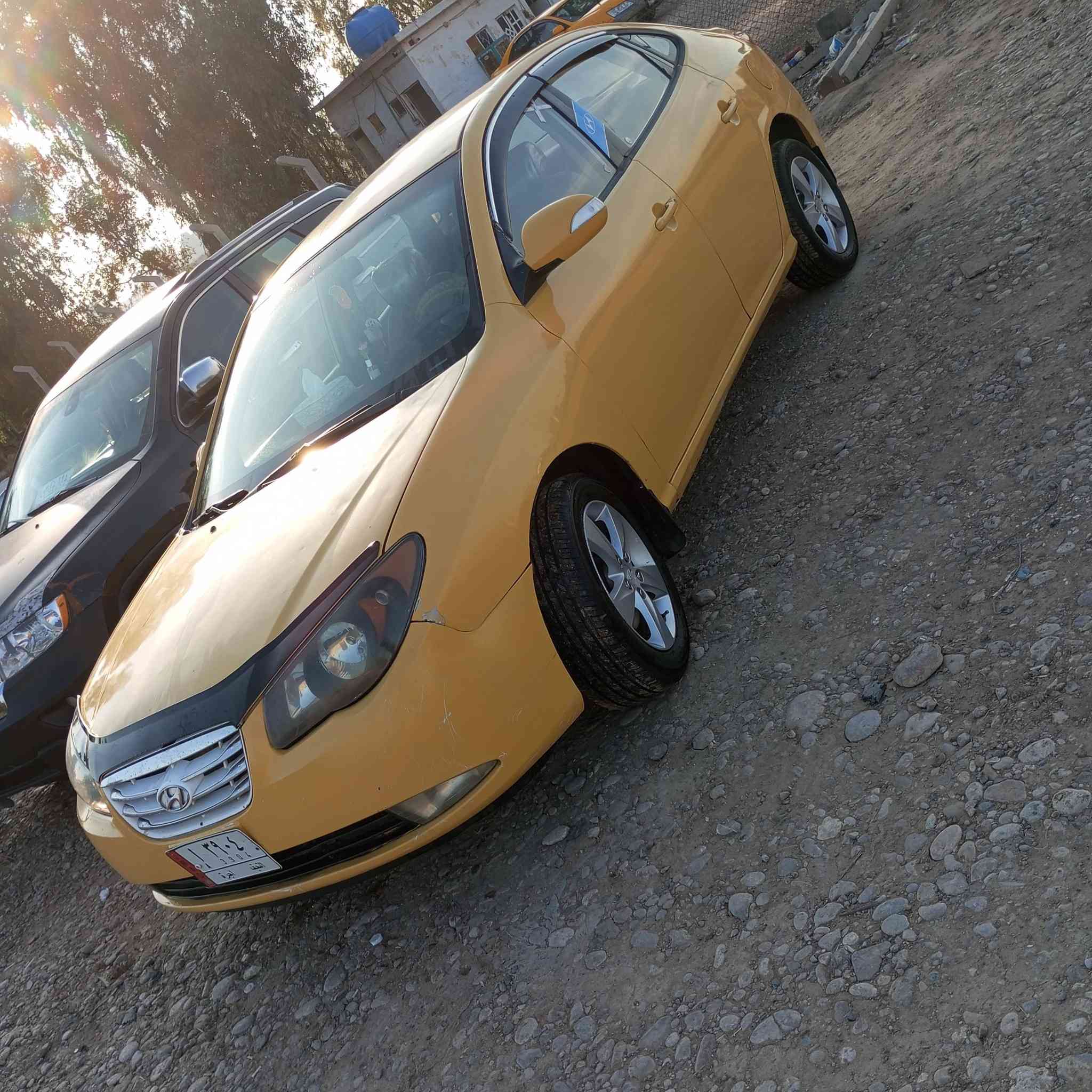 اسلام عليكم سيارة لنترة مقدس 2011سيارة حلوة تخم تاير جديد صدر امامي خلفي جديد كير  من لله مكينة صار ثلاثة أيام من شادهة تبريد تدفئة شغالة مكان ديالى كنعان السعر 90وبيهة مجال اتصال ***********
