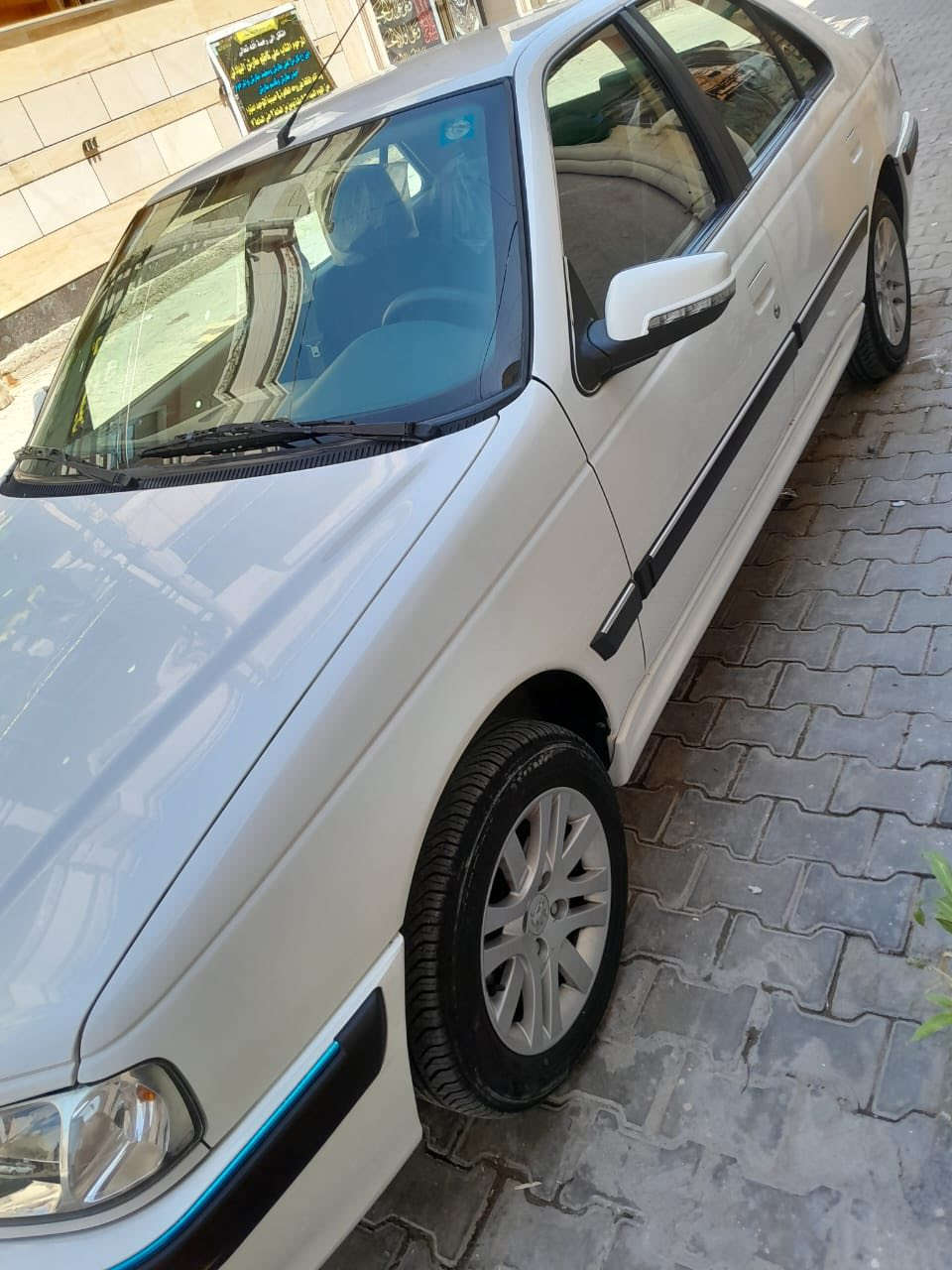 السلام عليكم بيجو للبيع فقط 2022 ماشية 35 الف استخدام شخصي فقط
السعر 80 $  مكان الحرية او الكاضمية  ***********
بدون زحمة لميعجبة  اي شي بل منشور خلي يعبرة 
كلشي موجود بل سوك  الله يوفق الجميع انشالله
