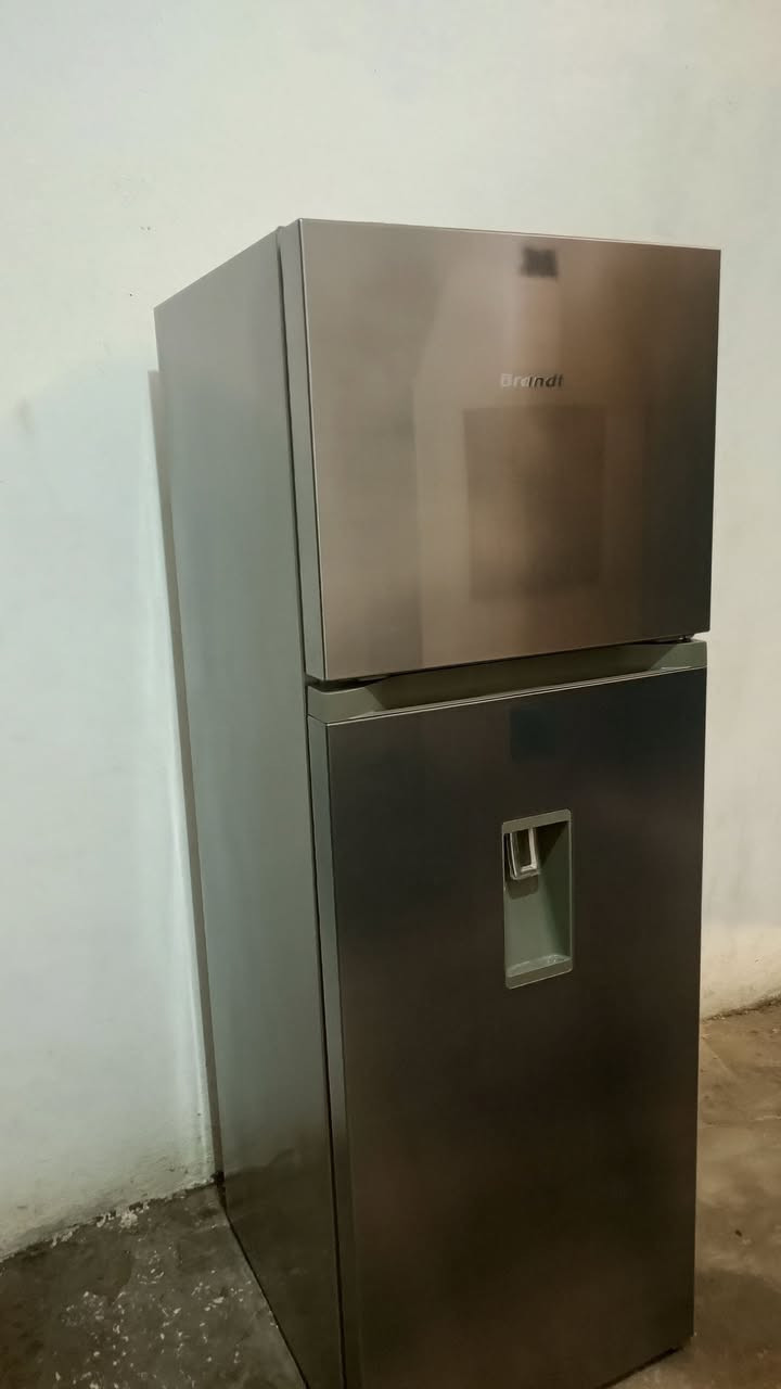 فريجيدار بروند 
0792124668


**إذا كنت صاحب هذا الإعلان وتريد حذفه لأي سبب، رجاءا أرسل رسالة إلى الدعم الفني**
