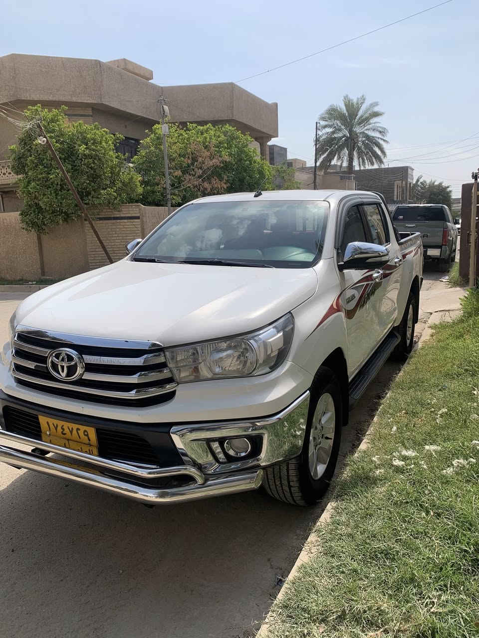 السلام عليكم بيكم هايلوكس رقم ربيل 2016 ماشية 147 حقيقي فور ويل عالي كير اوتوماتيك السعر 25$ للاستفسار *********** مكانه بغداد
