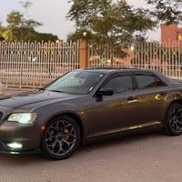 CHRYSLER 300 LIMITED موديل 2019 مكينة: V6 نظام الدفع: تو ويل   وارد ام...