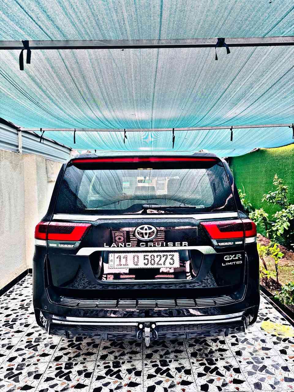 لاندكروز موديل 2024 GXR لمتدد بريم
السياره مغلفه ppf مكفوله السياره
فول شاشات حساسات كامرت 360درجه رقم بغداد وباقي المواصفات معروفه ماشيه40الف
مكان السياره بغداد الكرخ 
الاتصال 
***********
***********
السعر 68,500$ وبيه مجال
