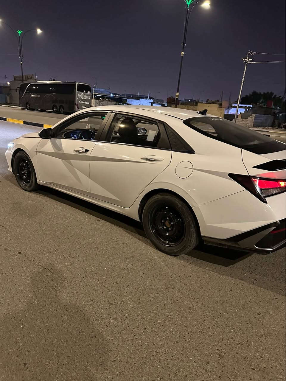 142ورقه الانترا مديل2024سياره مثل ماموضح ماشيه50الف كير ومكينه كفاله وبيها باب مبدل ومصبوغ  نفسه وبارد ثنين ولباقي موضح بل سونار بل صوره. محرك1600تجميع البصرة, العراق


**إذا كنت صاحب هذا الإعلان وتريد حذفه لأي سبب، رجاءا أرسل رسالة إلى الدعم الفني**