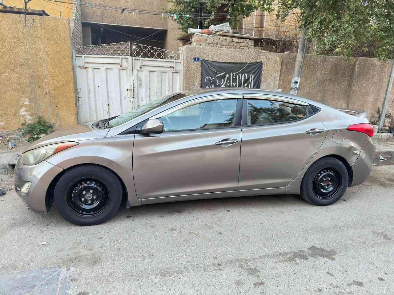 النتراء 13 وارد كندي رقم بغداد بسمي 
عارضها 87 ورقة وبيها مجال بسيط بغداد, العراق


**إذا كنت صاحب هذا الإعلان وتريد حذفه لأي سبب، رجاءا أرسل رسالة إلى الدعم الفني**