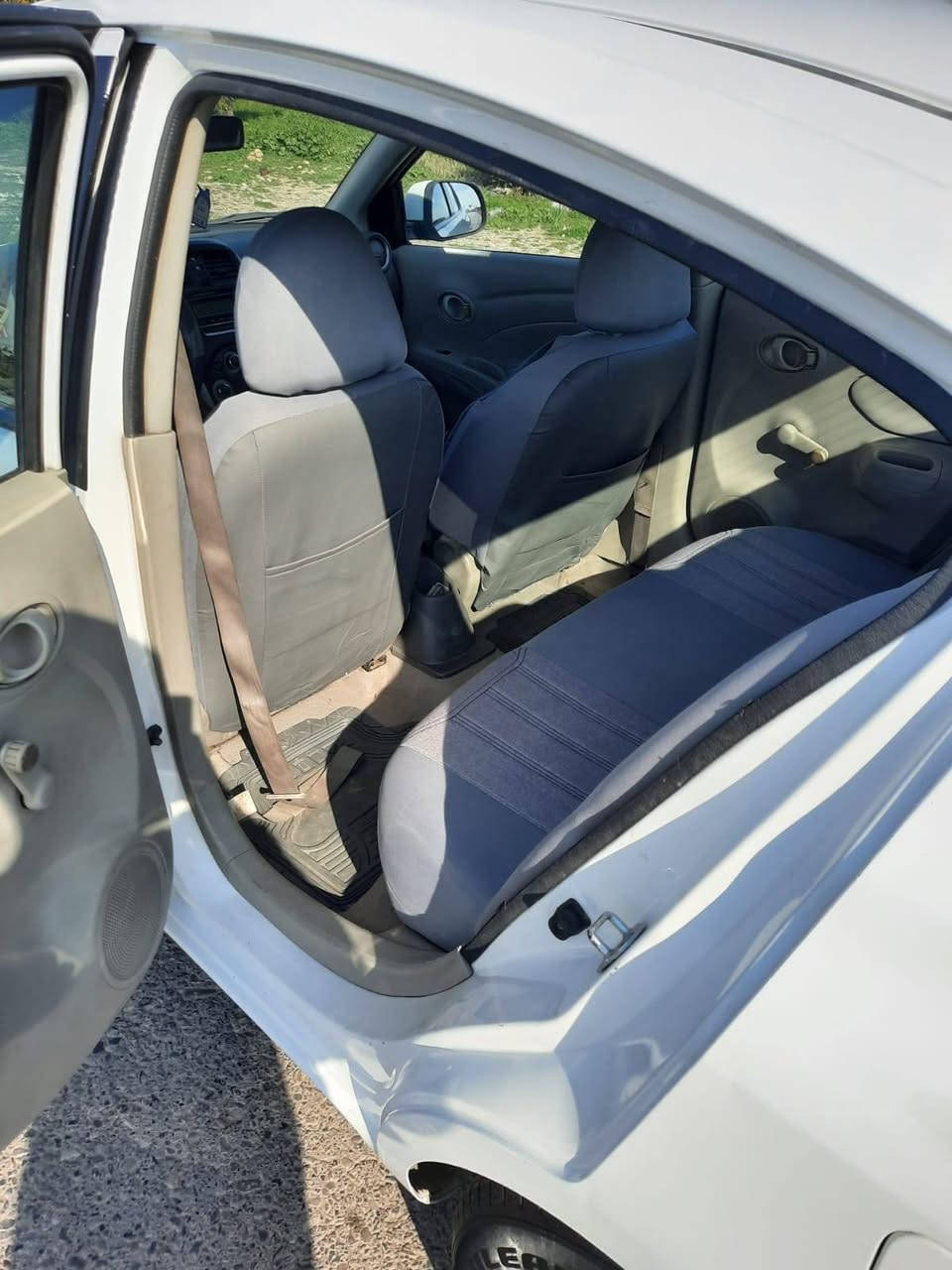 موديل 2017، هزه جديده وسنويه الى 2027 تنتهي، گير محرك شرط، بيها ضربة من طرف السكن، جاهزه ماتحتاج اي مصاريف السعر 96 ورقه، العنوان: اربيل قرب ماجدي مول.... 

لاكشميبا 2017 گير مه چينه به شرت، هزه نوى سنوى تا 2027،
ليدرانى لاى سكنى هيه، حازره هيچ مسروفى نايوى، سعرى 96 ورقه يه أربيل, العراق


**إذا كنت صاحب هذا الإعلان وتريد حذفه لأي سبب، رجاءا أرسل رسالة إلى الدعم الفني**