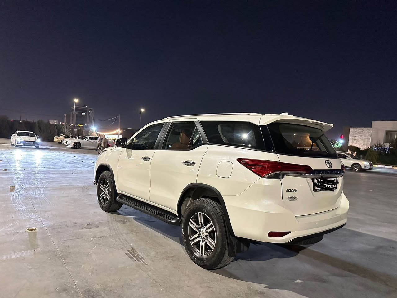 تۆیۆتا فۆرچێنەر ٢٠١٨
بستەک سبوخی هەیە بێناو گرتن
دەبڵ ئەکسلە سفری هەولێرە
١٣٠ هەزار رۆشتیە
سەنەوی نوێیە
*********** رەقەم تەلەفۆن أربيل, العراق
