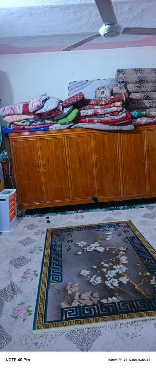 /بيت للبيع حي الحكم///بيع مستعجل وسريع// مناسب جدا 

قريب جدا لصيدلية زمزم//ثاني بيت عن شارع 20*/

سنة البناء 2004عكاده/طابق ثاني ثلاث غرف واصل للسقف 

المساحه 255متر/////

السعر 145 /يعتبر سعر قطعه//

للاستفسار الاتصال على ارقام المكتب 

***********/حسين حسيب واتساب 

***********/حسين حسيب 

أو مراجعه مكتب الضامن للعقارات حي الصدر مجاور صيدليه ركن العلاج
