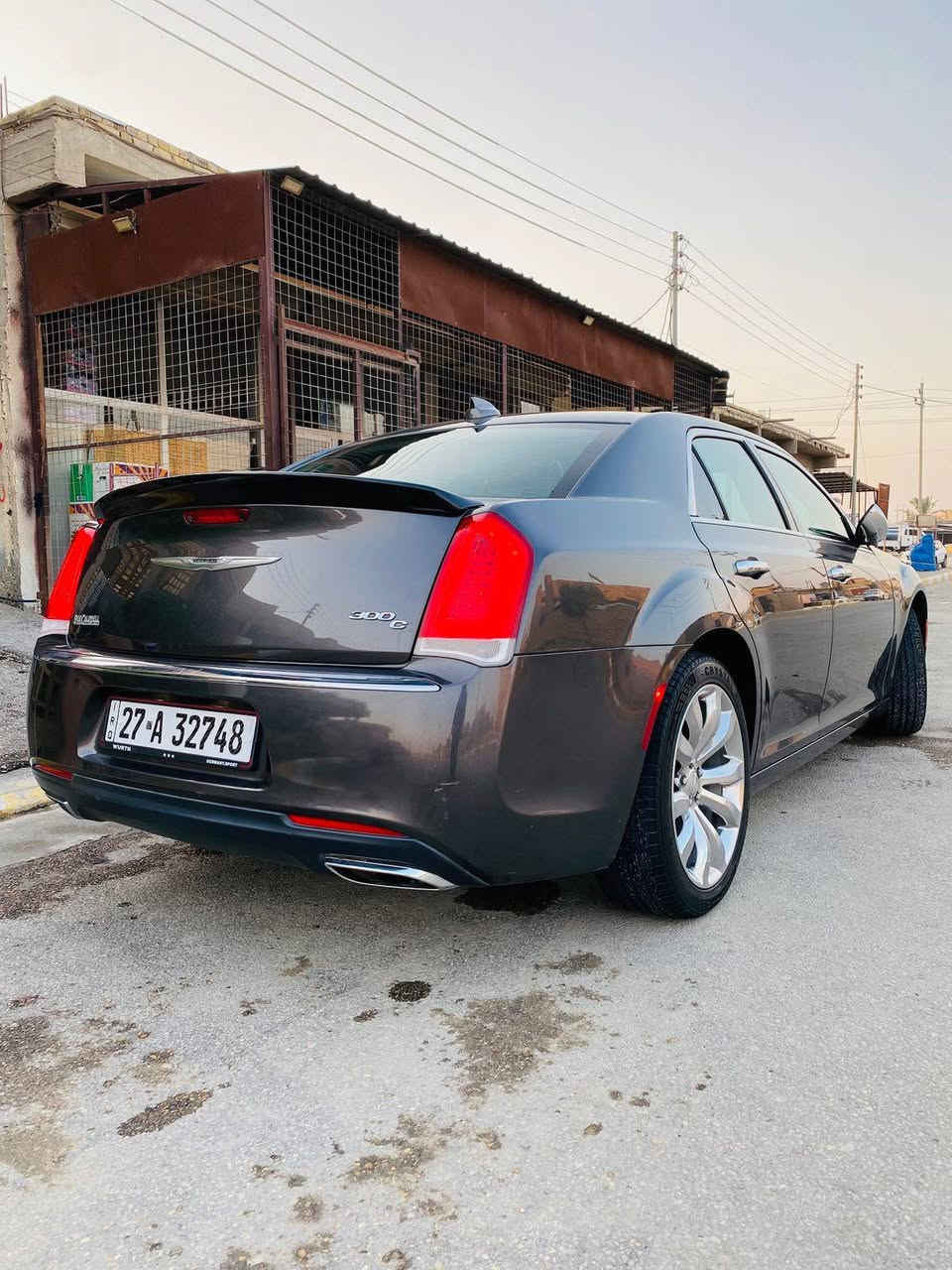 سلام عليكم
السياره للبيع ◾أوباما C 300 الموديل 2016 معلايه 2021
رقم ذي قار تحويل ثاني يوم 
السياره فول 1/1 ما عده الرادار 
حادثه موضح بالصور بالنسبه لضربته 
تعتبر كفاله السياره جاهزه مكينه گير 
حداديه 
مكان السياره ناصريه مركز 
📞📞للأستفسار. ‏‪0783 010 8775‬‏
