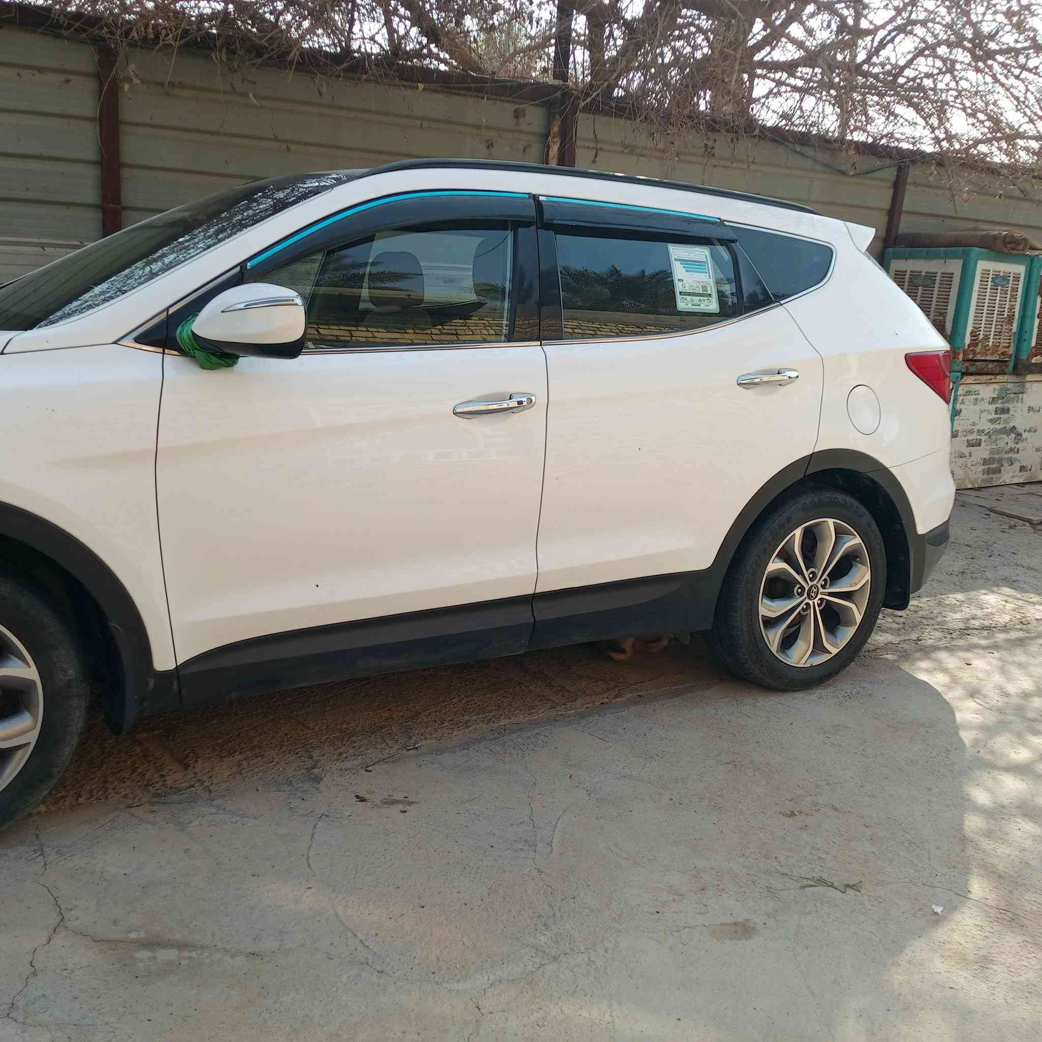 استخدام شخصي وجدآ نضيفه 
سنتافي 2013 خليجي رقم بغداد بأسمي الدولي 
الجديد أنكليزي شرط تحويل  ✅ السيارة 
فول موصفات 1/1 للأخير باب أول خليجي vip 
هزة وسنوية مجددات لغايه 2027 🔴
محرك 6سلندر 
بانوراما 
بصمه تشغيل 
بصمه ابواب 
.7راكب 
ثلاث قطع تبريد 
كراسي 2 كهربا
لايت زنون  
اشاير بلمري 
مري كهرباء 
ترحيب
كشنات بيجي 

 مكينه  
كير مكفولات 

السيارة مكفوله كفاله عامه من ضربه /وصبغ /وتبديل وحالوب كفاله عامه حتى  استخدام شخصي

السعر ((185)) وبيها مجال بس للشراي  

مكاني النجف // للاتصال // ***********
