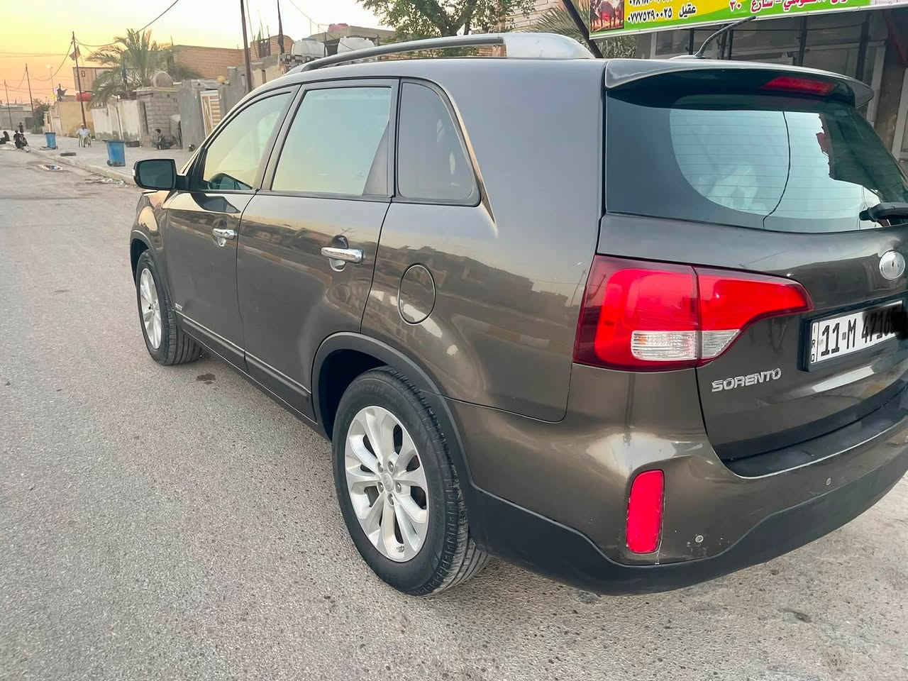 كيه سورنتو
موديل (15) امريكي
(6) سلندر
(7) راكب
موصفات كشنات كهرباء
تتفئه كشنات 
اشاير بالمرايه
بصمه ابواب ترحيب لايت زنون 120جرص 
فول موصفات ماعدا الفتحه
السياره هستوني مسوي ادامه كامله محرك
حادث امريكه جاملخ امامي نفسه  بس مصبوغ بدون دواخل ملاون الباب
للاستفسار(***********)

