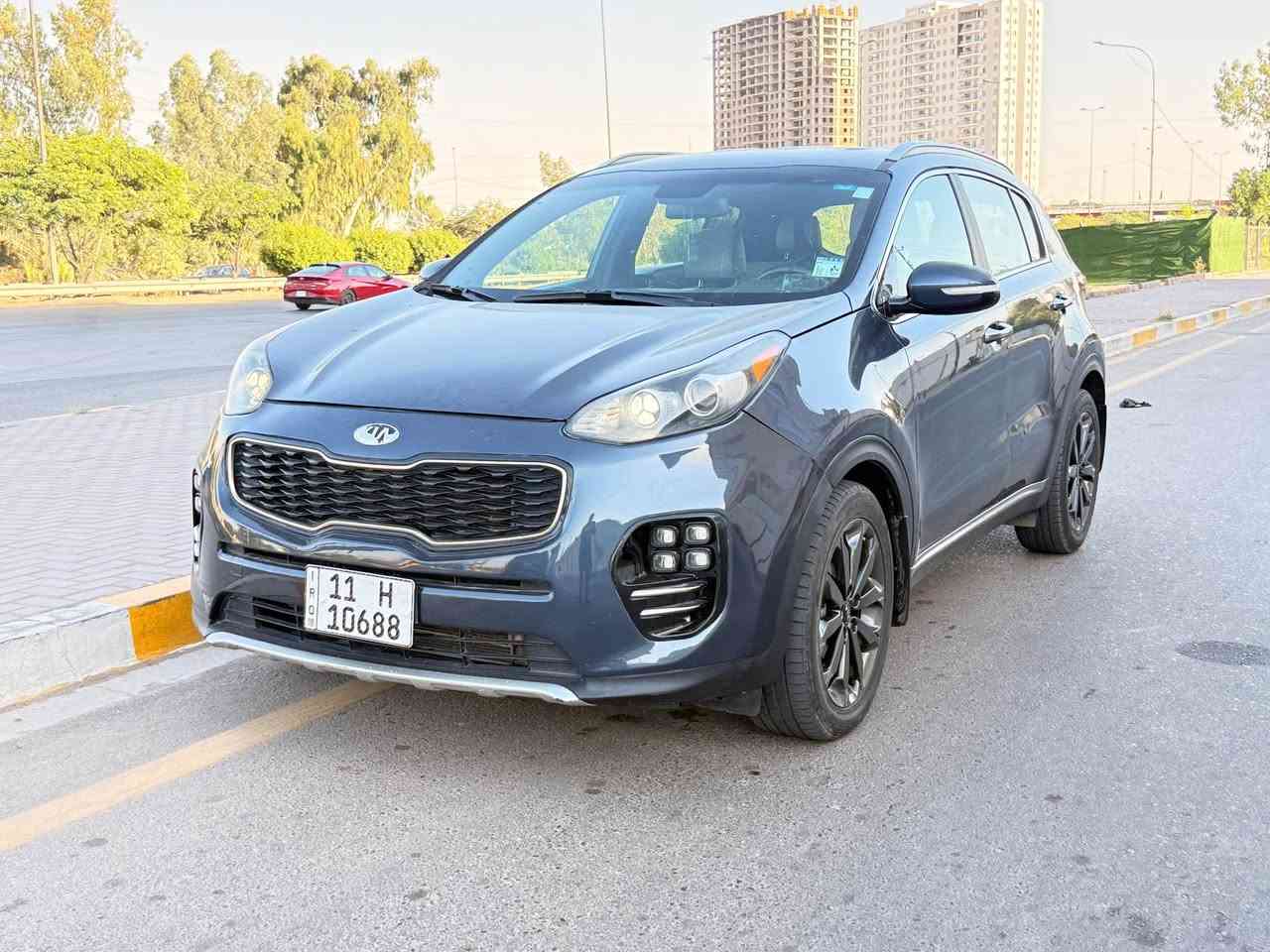 للبيع كيا سبورتج 2019 وارد امريكي
اللون ازرق
رقم بغداد
ماشية 43 الف ميل 
حادث بنيد بدون ايرباك ونص باب اثر شخوط بالعراق
صور الحادث مرفقة ويه الصور
محرك 2400
مواصفات xe معروفة
بصمة كشن جلد وتدفئة وكهرباء
شاشة جبيرة ورادار وكاميرا
ستيرن D بلادي
بجم زينون وعدسات وبك لايت لد
تبريد قطعتين
السيارة جديدة جداً كلشي بيها مكفول 
السعر المطلوب 170 وبي مجال مكاني اعظمية *********** بغداد, العراق
