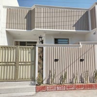 يوجد لدينا دار للبيع طابق واحد فقط مساحه 100متر واجهه 6وربع ونزال 16 ي...