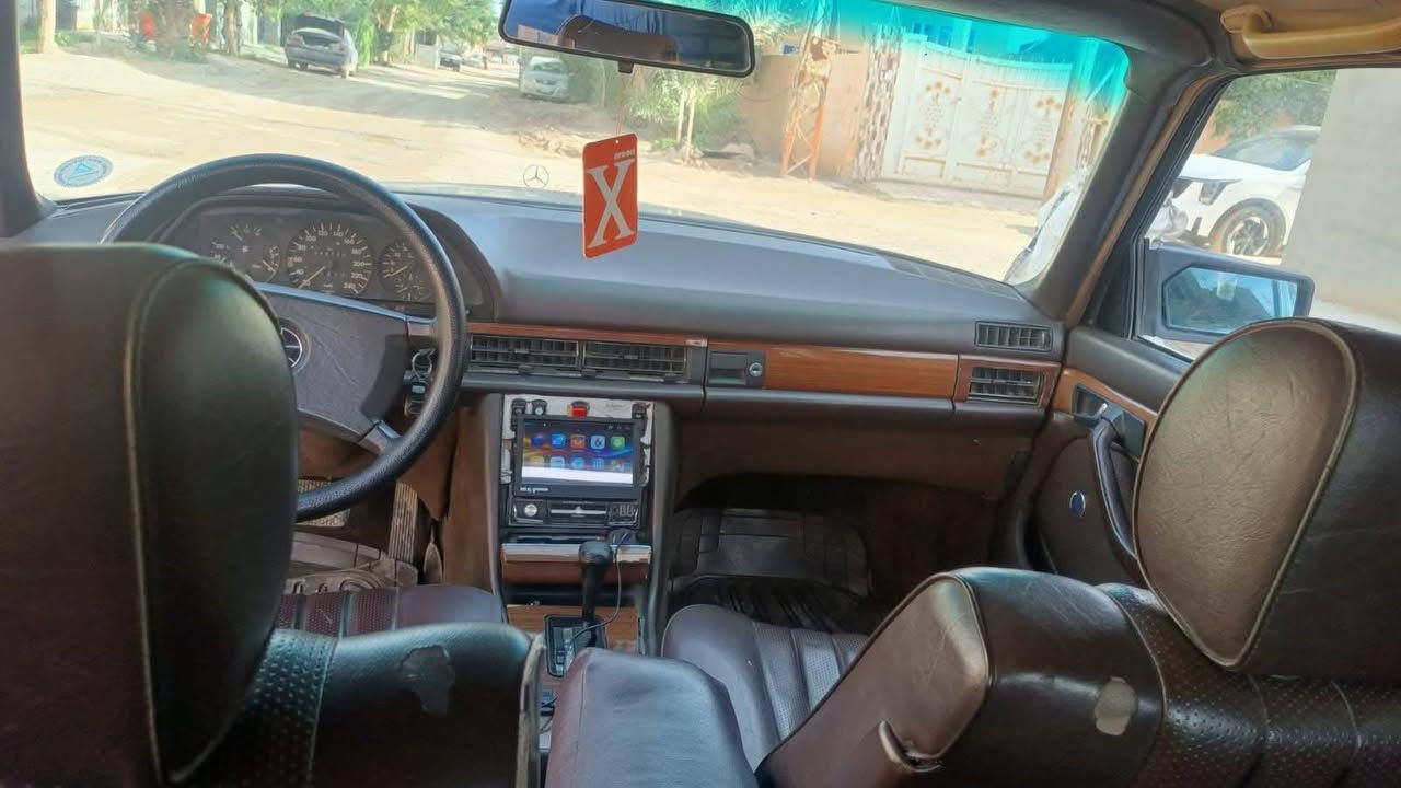 سلام عليكم مارسيدس رئاسي ٣٠٠ كير محرك بلادي كشر بلادي فقط كلاير رقم بغداد حداديه خر من الله سعر ٨٠ بي مجال للشراي ***********
