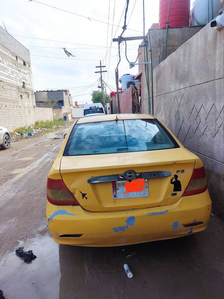 بي وادي مديل 2013 محرك كورلاء حديد 1600سنويه2029 بس راعيه يريد تحويل سيار. متروكه فترة بس تشتغل  مكان حي لاحرار البصرة 30ورقه بيها مجال  رقم *********** البصرة, العراق
