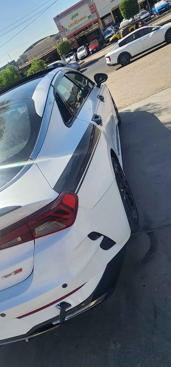 للبيع او مراوس -
للتواصل عالرقم فقط اسفل المنشور
 كيا كي فايف جيتي لاين
KIA k 5 GT lian
موديل 2023
رقم بغداد باسمي
تحويل بأسم المشتري مباشر
السيارة بيها 3 قطع بدون دواخل جاملغين باب صندوق الحادث خلفي
شواصي  مكفولة 
راديترات تبريد مروحة كلهن بلاديات بوضع الشركة
بنوراما فتحة سقف 
دخول بصمه ذكي
نظام ترحيب اضويه يدات
تشغيل عن بعد 
بصمة ابواب
حجم المحرك1.6T✈️  
شاشة كبيرة اندرويد اوتو ابل كار
سايد بريك بصمه
اوتو هولد Auto Hold
حساس ضغط الاطارات 
 كامره دواره خلفيه 
رادار امامي 
 اشاير في المرايا+رادرات جانبية و خلفيه و اماميه 
حساسات خلفيه
نقطه العمياء
قيادة ذاتيه 
تحديد مسار
مثبت سرعه 
توقف ذاتي
تبريد شاشة + مناخ منفصل  
كشنات جلد  تدفئة 
اشاير بالمري 
لدترحيب 
لد امامي LED
لد خلفي LED
جنطه  فتح اوتماتيك عند الوقوف 
ويل كب كروم  18
سبايدر خلفي
اوضاع قياده Drive Mode
نظام سبورت sport
 نظام نورملNormal
نظام سمارت Smart
تحكم ستيرن جهتين  
مع شفتات ستيرن رياضي
دركة سبورت مختومه (GT)
 بعد بيهة مواصفات الفول
صور الحادث راسلني واتساب 
السعر ١٤٥ وبيها مجال شي قليل اومراوس بسيارة كورية او امريكيا
بغداد  مدينة الصدر *********** بغداد, العراق
