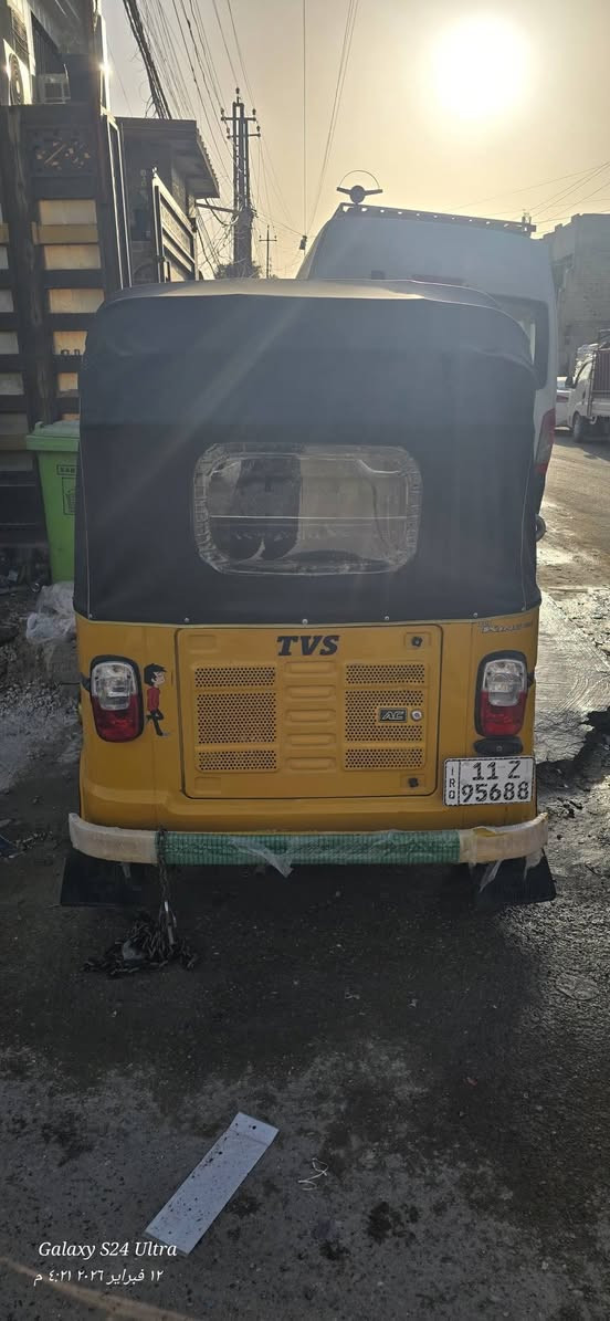 اللهم صلي على محمد وال محمد شباب تكاتك عدد 2 الخضره مكفوله مكينه وكشرتخم تاير ومحوره باجاج دبل ولو وتخم دروعه  والصفره مبدل بيها بستم فقط اصلي شركه والكشر مكفول  مكاني بغداد الشرطه الخامسه قرب جامع الجميلي الشراي يتصل مارد خاص***********
