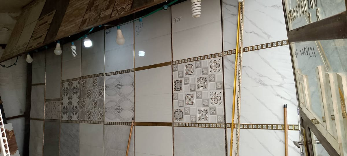 ‏‪سلام عليكم فضلات سيراميك 30×60 متعدد الألوان، كميات متوفرة اكثر من 200 متر، والبيع حسب المتوفر. إذا تريد تعرف التفاصيل أو الأسعار أو تشوف الموجود، مكاني بغداد راسل خاص أو اتصل، وحياكم الله. 

‏‪***********‬‏ واتس..
