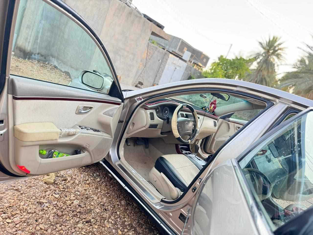 لاتبخير لاتنقيص
كير ومحرك كفاله 
تبريد ثلج 
حداديه باتري جديد
مري شفط كشن جلد 
فتحه تحكم جهتين شاشه مراقبه 
رقم جديد سنويه بسمي 
تحويل مباشر مكان السياره بابل قرب جامعه بابل 
تفاصيل ***********
   السعر 95 .. .. السياره صار سنتين عندي
