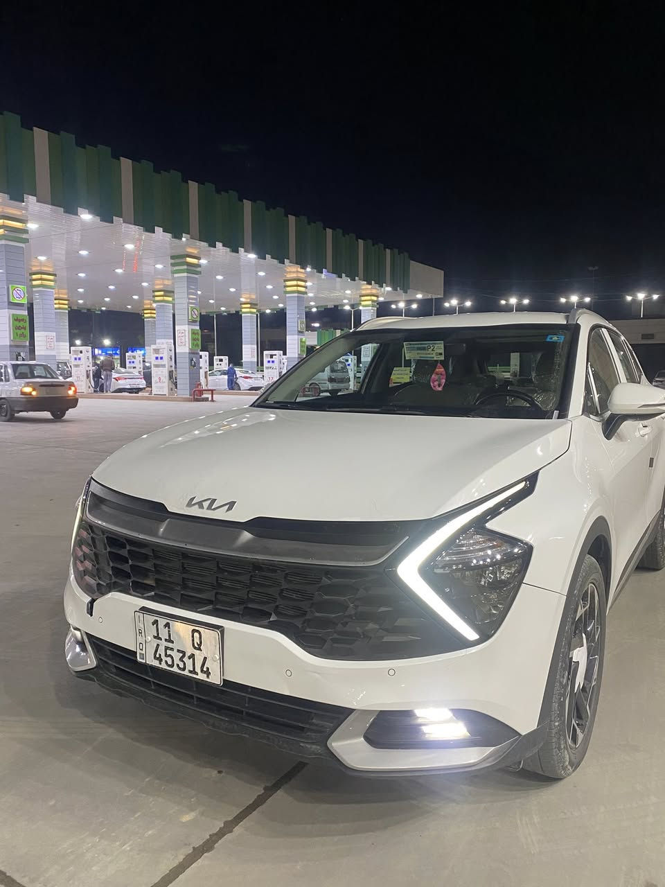 السلام عليكم 
للبيع 
كيا سبورتج خليجي ضمان الشركة الدوليه 
موديل 2025 
رقم بغداد ب اسمي 
فول عدا البنوراما 
مكفوله عدا مكانين بارد ماشر بالصوره 
مكاني بغداد 
السعر 228 قفل من الاخير 
للاتصال او واتساب 
***********
