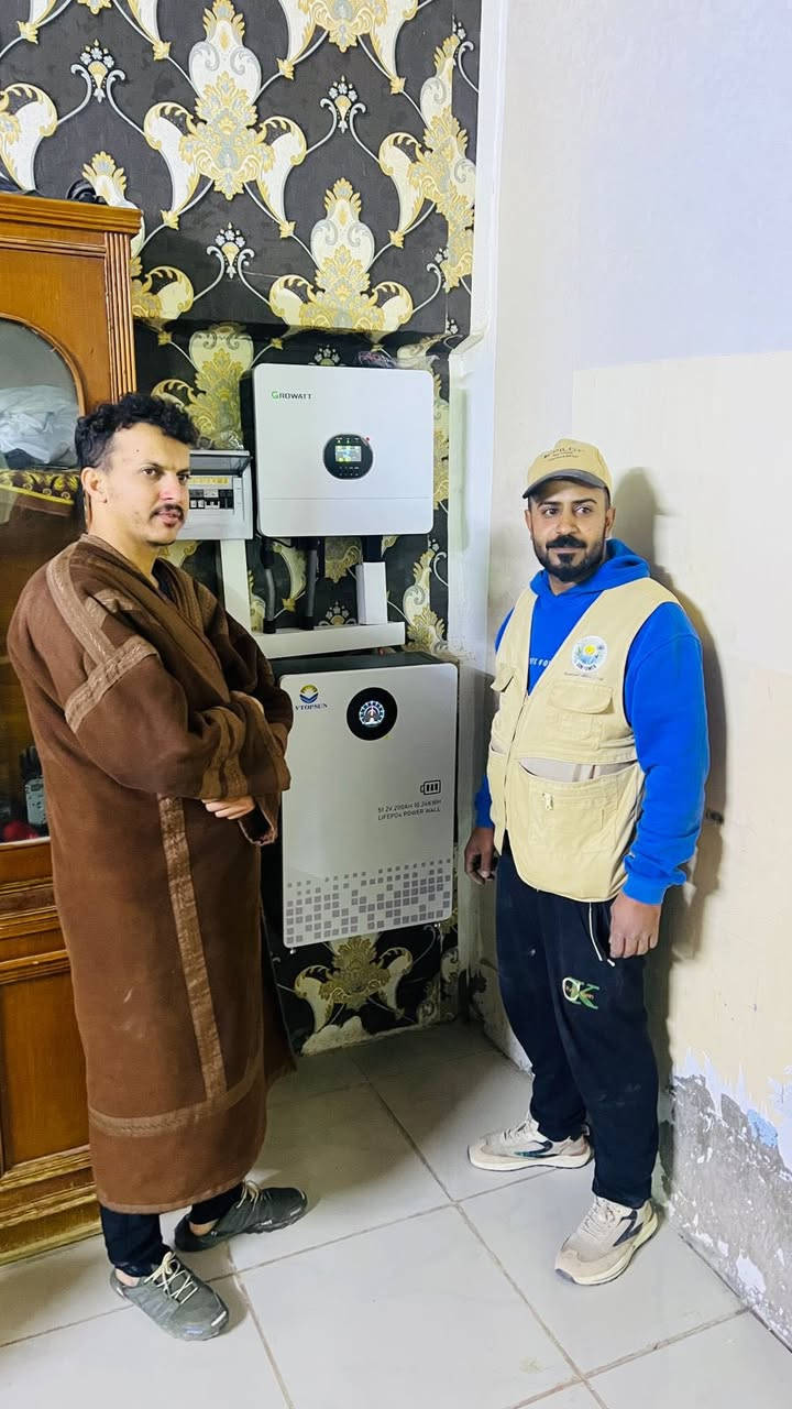 عندما تجتمع الهندسة الدقيقة مع تكنولوجيا الطاقة المستدامة ☀️
بإشراف ميداني مباشر من المهندس باسم الحسن، تعلن شركة "قوة الشمس - Sunpower" عن إنجاز محطة طاقة شمسية بقدرة 12 امبير نهاري و 10 امبير ليلي للاخ #هادر_ثاير_مناور في قرية جويزرات ، حيث نضع بين أيديكم خبرتنا في تحويل الحسابات الكهربائية المعقدة إلى واقع ملموس ومستقر.
لماذا تختار منظوماتنا؟
• 🛡️ ضمان يمتد للأجيال: 15 سنة على الألواح و 2-5 سنوات للإنفيرتر.
• 🔋 تكنولوجيا الليثيوم (Lithium): بطاريات متطورة بضمان 5 سنوات لأداء يدوم طويلاً.
• ⚙️ تصميم ذكي: حسابات هندسية تضمن لك أقصى إنتاجية حتى في أصعب الظروف المناخية.
💰 استثمر في راحتك: نوفر لك خيارات دفع مرنة (نقد وبالأقساط) لننقل حياتك بعيداً عن ضجيج المولدات.
__________________
المهندس باسم الحسن
‭ ٧٧٦ ١٩٧ ٠٧٨٣‬
‭٠٧٨٢ ٤٩٥ ٢٤٨١‬
_______________
 فرع الضلوعية 
استاذ ازور السعد النظيف
‏‭    ٠٧٨٢ ٩٤٦ ١٢٢٤‬
‭٠٧٧١ ١٠١ ٩٨٦٣‬
—————————-
فرع يثرب 
استاذ بهاء الحساني 
‏‭٠٧٨٢ ٤٩٦ ١٨٠٣‬
المهندس باسم الحسن
شركة قوة الشمسSunpower
بهاء العراقي
