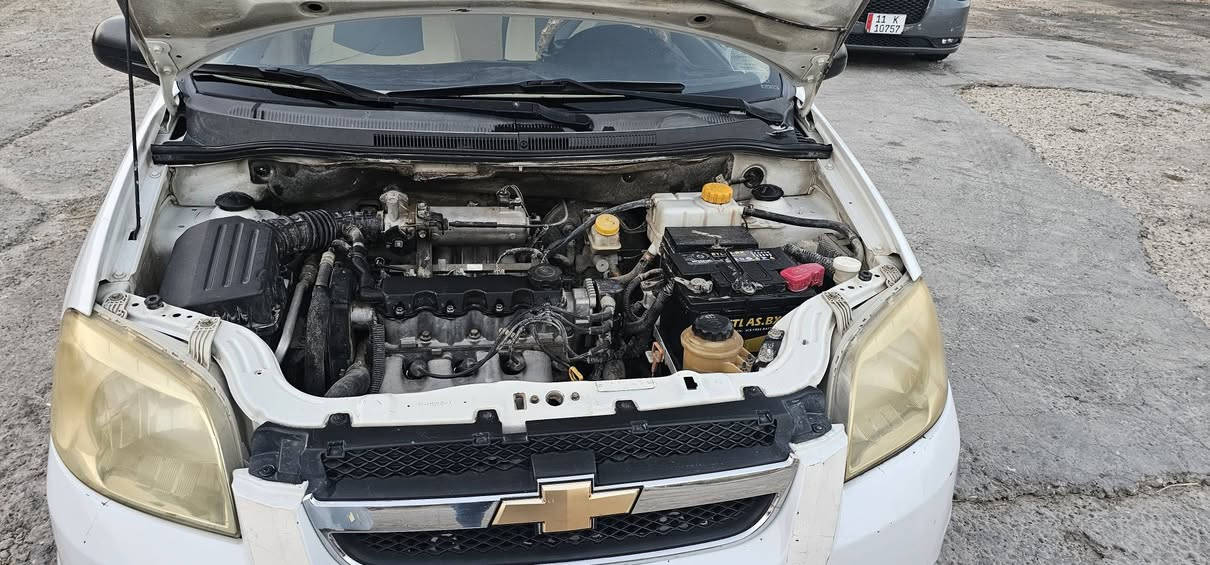 السلام عليكم
افيوو مديل 2015 مكفوله السياره ماعده بارد بالباب البجهت العبري جديده السياره 
لاستفسار اكثر رقم صاحب السياره 👈‎***********
