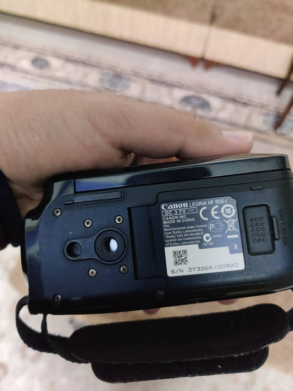 السلام عليكم 
للبيع كاميرة كانون ذاكرة 8 كيكا 
دبل رام شاشة لمس FHD


**إذا كنت صاحب هذا الإعلان وتريد حذفه لأي سبب، رجاءا أرسل رسالة إلى الدعم الفني**