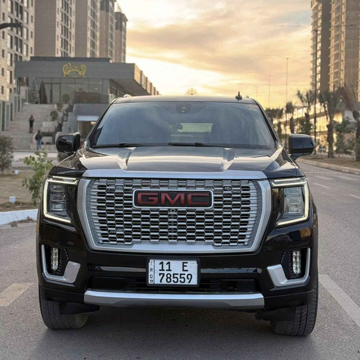 #سعر ببلاش

جي ام سي يوكن Sle 2021 خليجي  
محدثة دنللي وحاليا بلاك ادشن
بجم دنللي 
ويل ٢٢ دنللي 
صبغ ٣ قطع 
مواصفات ال sle معروفة 
رادار امامي
نقط عمياء جانبي  
كشنات حار بارد
كشن خلفي vip
جنطه شفط 
عينة دنللي 
وبعد بيهه مواصفات 
مكان سياره بغداد حي الجهاد 

رقم بغداد باسمي 

عارضهة ٣٨٥ وبيهة مجال 

***********
