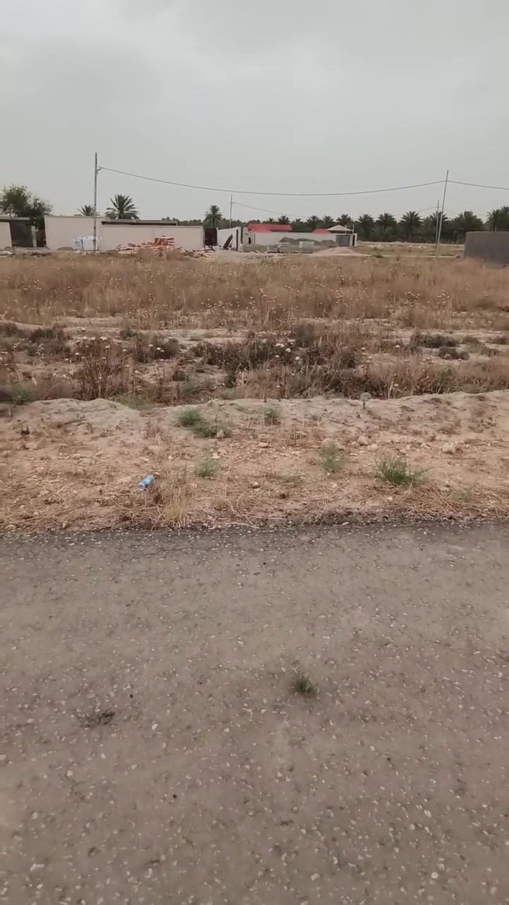 ياالله
السلام عليكم ورحمة الله وبركاته

قطعة أرض للبيع المساحه ٥٠٠ متر 

الوجه ٢٠ والنزال ٢٥ 
طابو زراعي سند ٢٥ 

تصلح مزرعة صغيره أو سكن 

العنوان / حله/  قرب العلوية شريفه (ع) 

وخلف مزرعة النخيل 
الاستفسار: ***********
