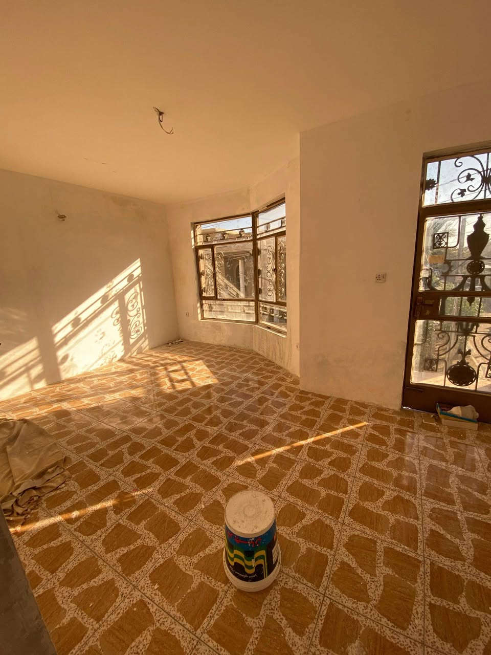 للايجار 75 متر السيديه الضباط مربع القاده غرفتين وصاله مطبخ صحيات ركن ايجار 750
للاستفسار الاتصال على الارقام 
***********
***********
