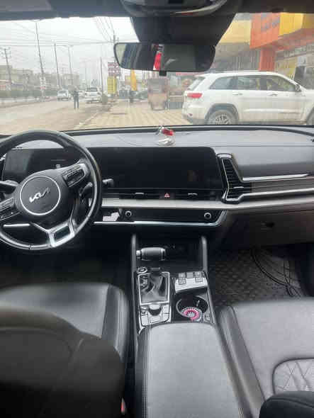 السلام عليكم
سبورتج وارد امريكي
موديل 2023
فول واحد على واحد
بصمة 
جلد
بني رومة كامرة اشاير بلمري 
دبل اكسل
كما موضح بلصور
مكينة 2500
السيارة بسمي
السعر /215 

***********
المكان /بغداد
