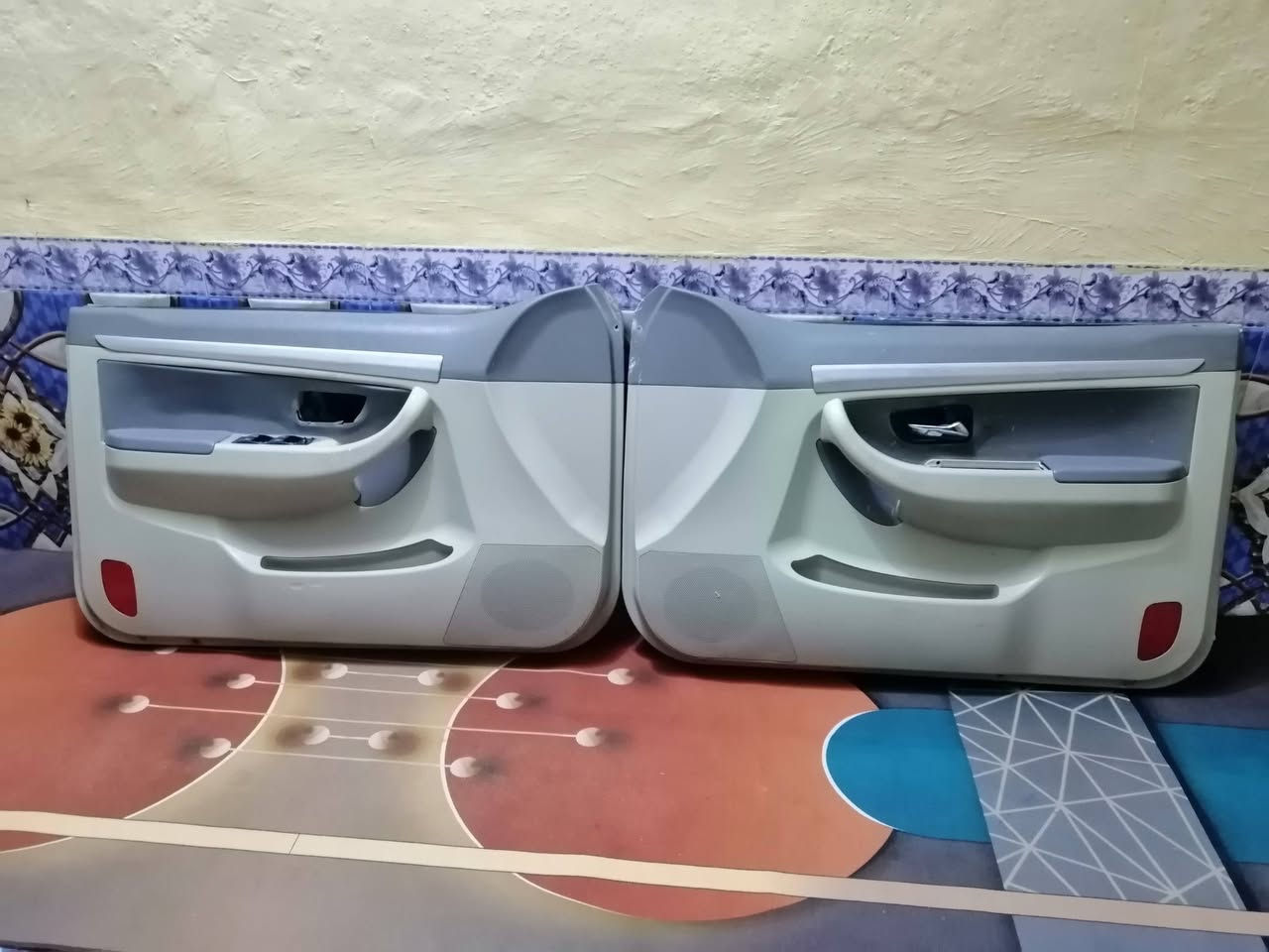 سلام عليكم غراض سياره شيري /بي تو /دشبول نضيف  ب100  ابطاين اربعه يرهم علئ فتون واكنو ب110/احصان ب30/بيبان الوره ثنين الواحد ب60/اكسن سته استد ب100/طاب اكسن الواحد ب50 /تانكي ب60 المكان ذي قار رقم ***********
