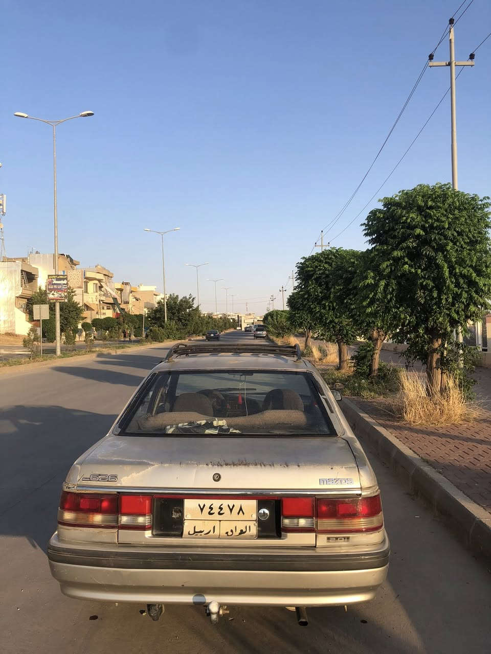 بە ناوی خوای گەورە
مازدا ٦٢٦  مۆدێل ١٩٩٠ 
ڕەقەم هەولێر تەحویل وەکالە بڕاوە خەرامە بەشەرت
سەنەوی تا ساڵێکی تر تازەیە و ساحێب سەنەوی لە سلێمانییە مەکینە ٨ بەخ ماڵی کەسابەت کەمێک مەسرەفی هەیە دوای مەعامەلە دەگێردەێتەوە 
٣٥ گەڵا و مەعامەلە 
***********
