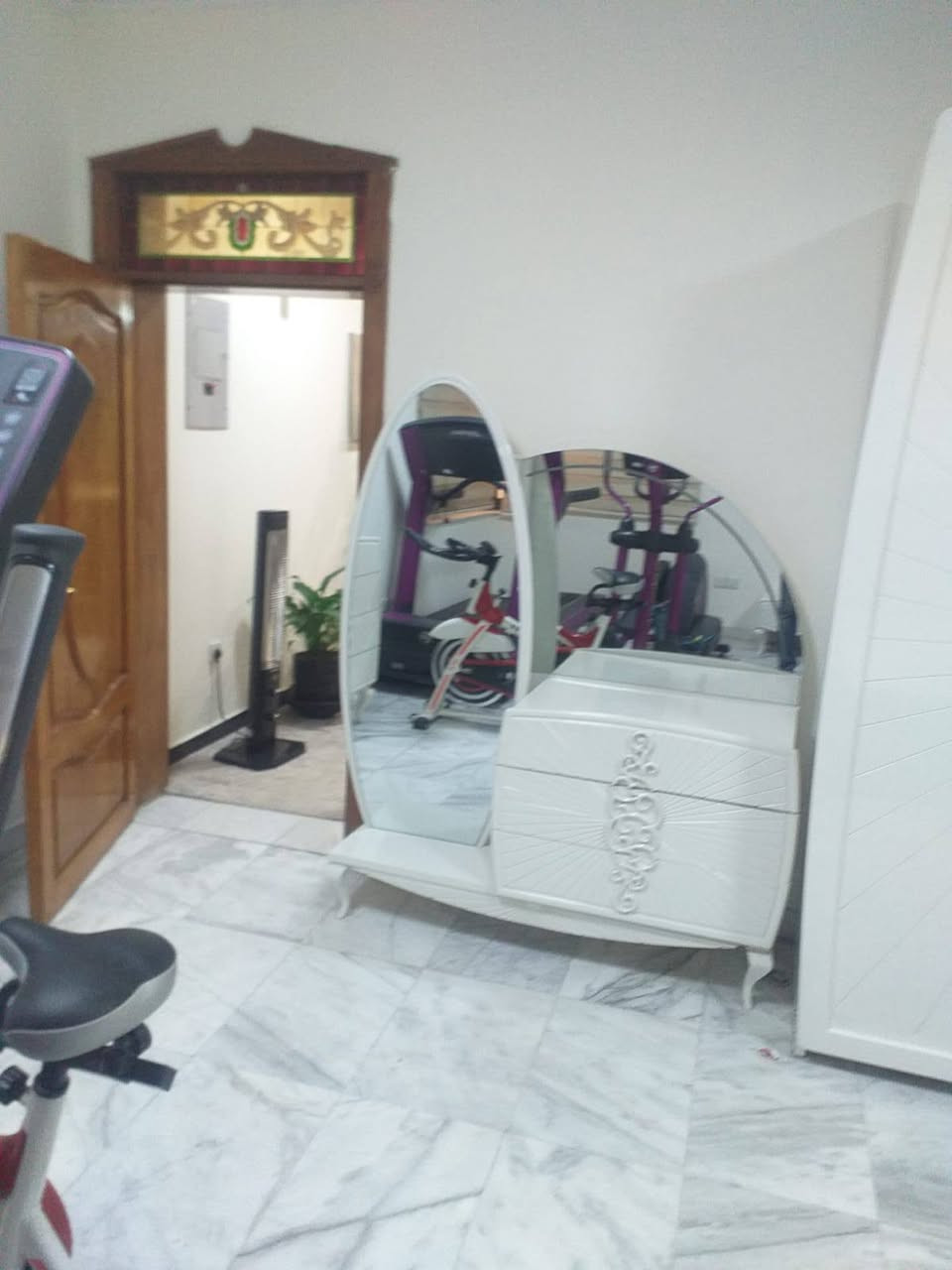 غرفه تركي خمس والسعر خاص بالاتصال على الواتساب ***********
