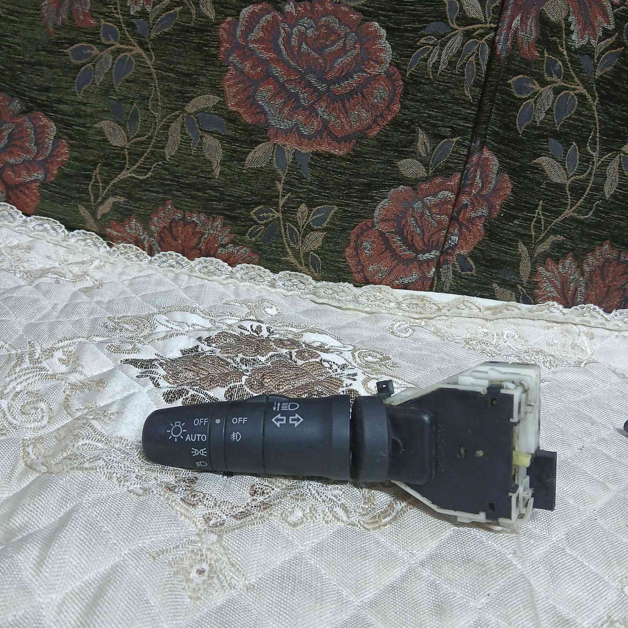 سلام عليكم يدات ماسحه او اشاره نيسان فيرسا تيدا البيع 

         🛑مـــــــــــــــــــع   فــــــــــــــيــــــــــــــــــشــــــــــــــه🛑

سعر تك 15 الف
سعر زوج 25 الف
يوجد خدمة توصيل لجميع المحافظات العراق 🚚🚛
رقم واتساب 📞

***********
