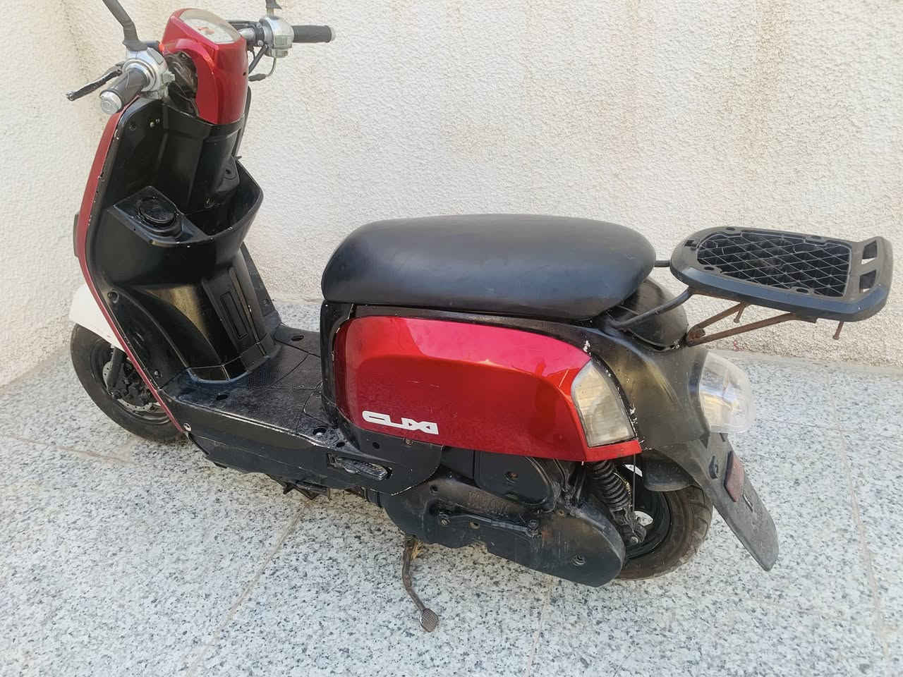 بوليسي للبيع دراجه يراد اله ترتيب كهربائيات باتري جديد هستوه شديته سعره 450 الف
***********
