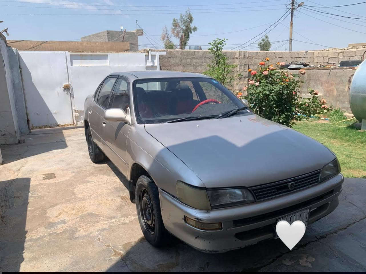 السلام عليكم ورحمة الله وبركاته
سياره كورلا 1992
تخم تايرات جديد 
صدر نضيف 
جوم كهربائي 
اللون ذهبي
السياره نقص تبريد اوتدفه
أضرار بسيطه 
السياره باسمي تحويل مباشر
رقم صلاح الدين الأليف (ألماني)
السعر ٤٥ وبيها مجال حك جيتك 
رقم الهاتف /***********
ومتواجد على الفيس بوك وحياكم الله
