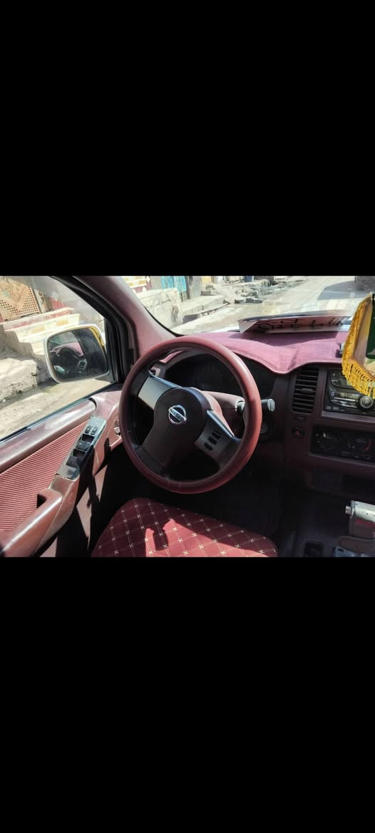 السلام عليكم بيكب نيفاره للبيع سياره جاهزة كير مكينه تبريد صدر كله جاهزه بسمي والسياره مصفره والرقم الانكليزي الجديد بغداد موديل 2009 السعر 90 ورقه مكاني بغداد الشراي يتصل ع الخط غير متواجد ع الفيس /***********
