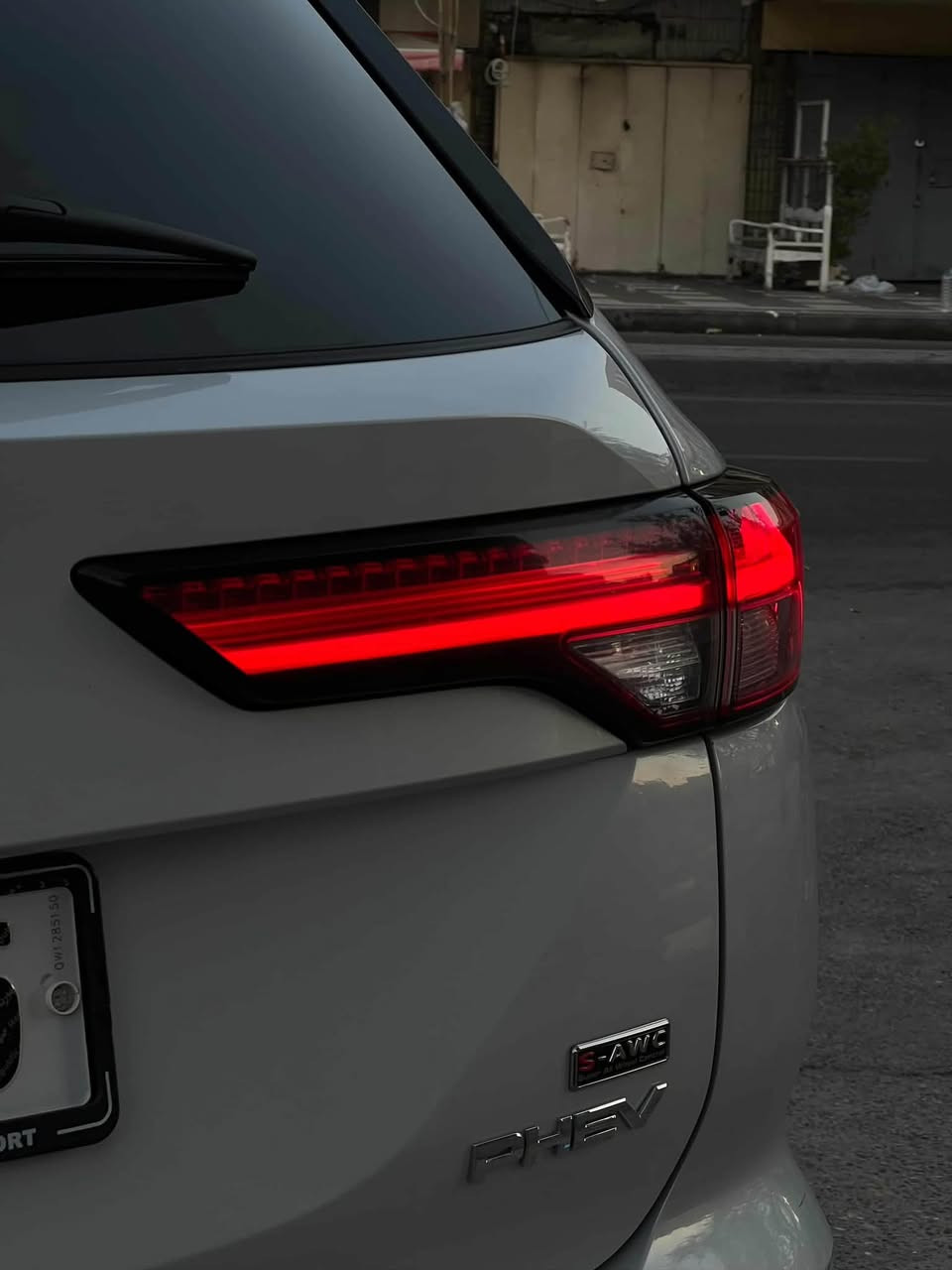 ﷽
‏
السلام عليكم
Mitsubishi Outlander
هايبرد بلكن وارد كندي اقوه فئه بل اوتلاندر 
ايرباك راجع سستم بشرط
السياره بحاله الوكالة ماشيه 60 km
شاحنة ١٦امبير اصلية بدون ايرث
كير مكينه صدر تبريد جدد صور الحادث +السونار جديد بلمنشور 
المواصفات :-
1- بانوراما 
2- تحكمات ستيرن جهتين 
3- وضعيات قياده 6
4- اوتو هولد
5- ويل كروم الكبير مقاس 20 انج 
6- هاند بريك بصمه
7- مانع انزلاق
8- اضائه زنون امامي خلفي
9- رادار مانع تصادم
10- شفتات ستيرن (كير)
11- كروس سرعه
12- شاشه كبيره تدعم الكار بلي 
13- خمس كامرات360درجه
14- رادارات وحساسات360
15- صندوق كهرباء
16- كير طياره
17- بصمه دخول وابواي
18- كشن السايق والراكب كهرباء خزن ميموري
19- قطعتين تبريد
20- تدفئه وتبريد كشنات
21- كشنات جلد 
22- سبعه اراكب
23- اشاير بالمري
24- مري شفط
25- نقطه عمياء
سعرها 195 
مكاني كراده داخل 
للاستفسار الاتصال :
***********
***********
