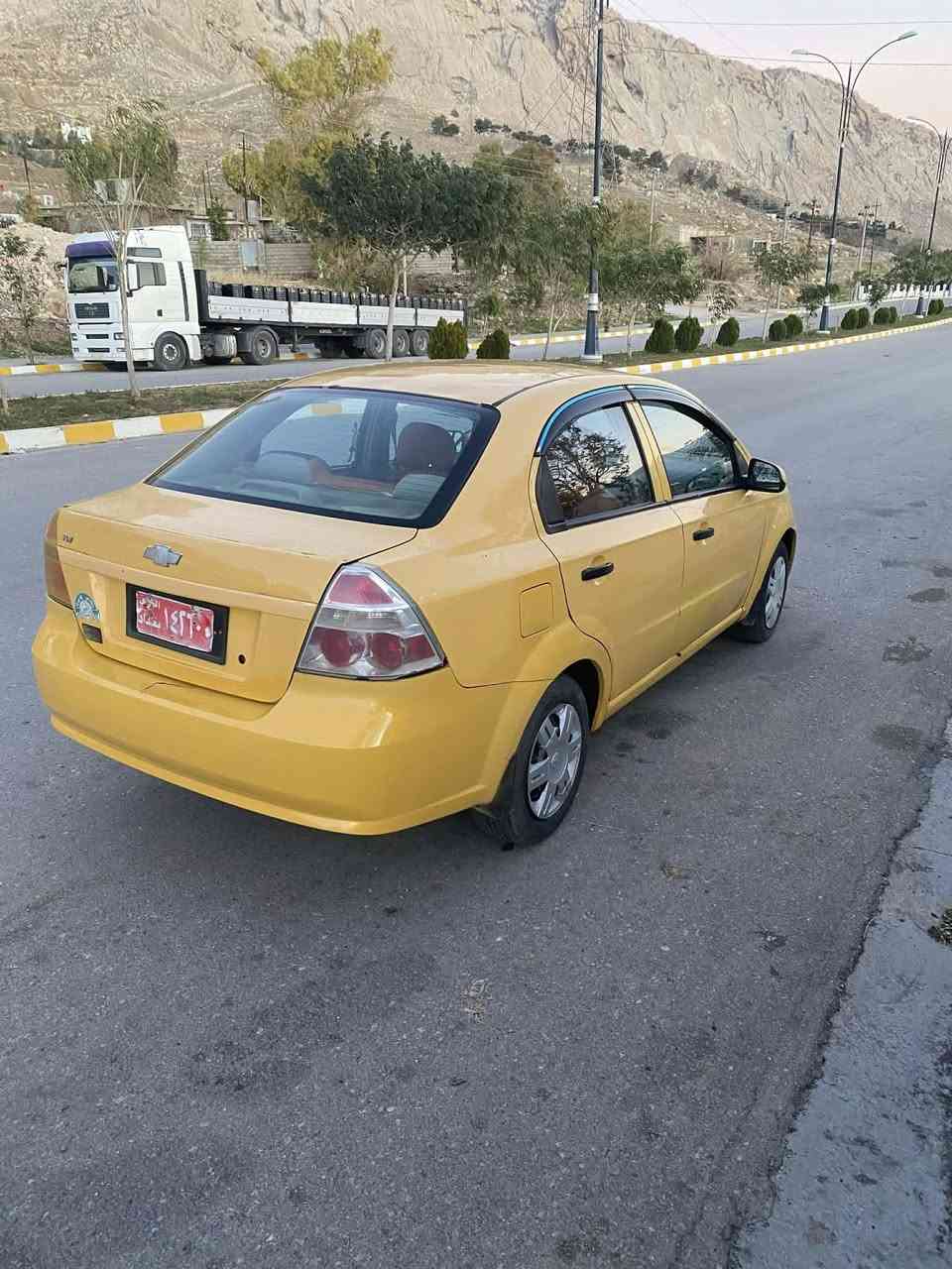 شۆفرلیت ئەڤێو مۆدیل 2011 گیڕ تۆماتیک  مەکینە گەورە ناوزەرد جوار جام کاربای شاشەئایپات  تەبریت ساردووگەرم لەسەر سویج  بەشەرتە گیرو مەکینەی نەکراوەتۆ بەشەرتە سەنەوی بەشەرتی ئەوالیاتو حاسیبەو پاکانەش بەوشەرتە   جوار تایەی تازەبۆ بسراوە بێ بۆیاخ  بێ دەعمولیراوە یجی پیوە نیە هەموگیانی لەسەردەقی شەریکە ماوەتۆ  بەوشەرتە بێ مەسرف یەک دینار مەسرفی تیانیە  لەدەعامیوە بۆدەعامی بەشەرت ئەی فرۆشم  سعری28 وەرەقە  ***********.  ***********
