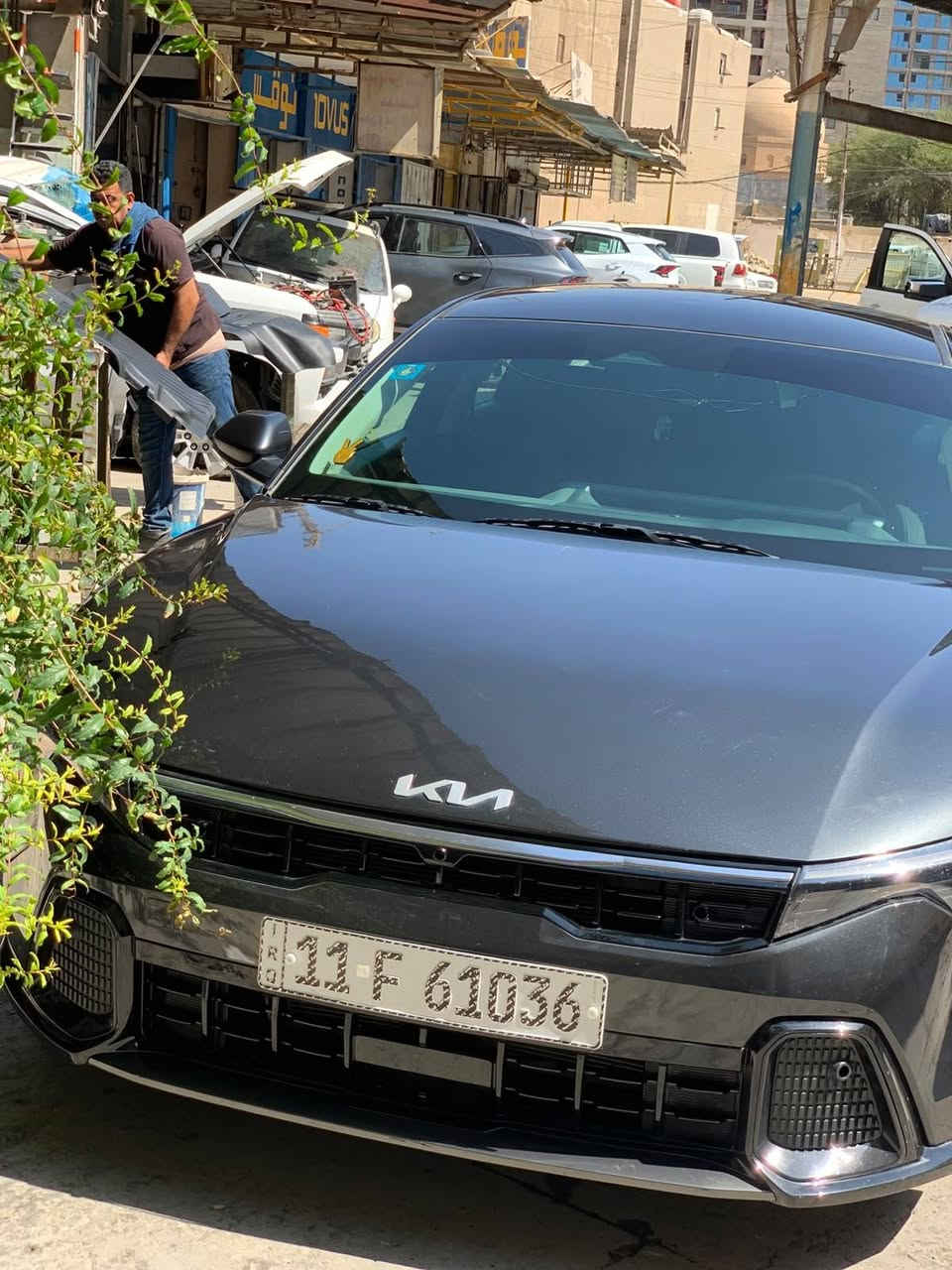 سلام عليكم للبيع K4موديل 2025.Lx معروفه مواصفاته حاثه لبنيد نفسه مصلح لباقي مكفول لغد شاصي جاملغ كله مكفول ايرباك دركه فقط ترقيم جديد بسمي حره ماشيه ٩الف ميل مكانه كراده او الامين *********** سعره ١٦٨

