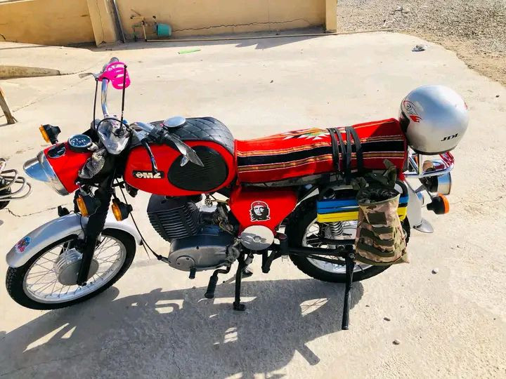 دراجه امزت موديل 81كصه 3 شرط جاهزه معايزها شي معمر ع شاصي بيها وكاله عامه وراعيه الاصلي ماندله عندي وكاله عامه السعر 1300وبيها مجال .مكاني نينوى الموصل ***********
