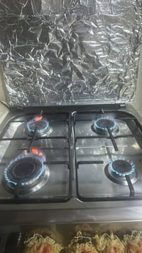 طباخ • ٨٠ • نظيف