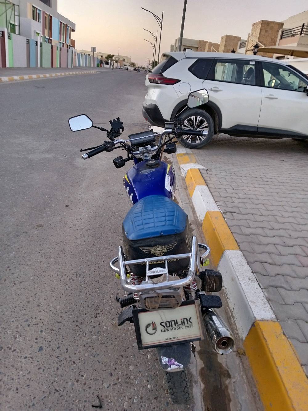 موطور إيراني سيفان ٢٠٢٤ نظيف بلادي كلشيء ما ناقصه محرك ما مفتوح مكينة ناعمة السعر ٦٠٠ الف دينار قفل قفل